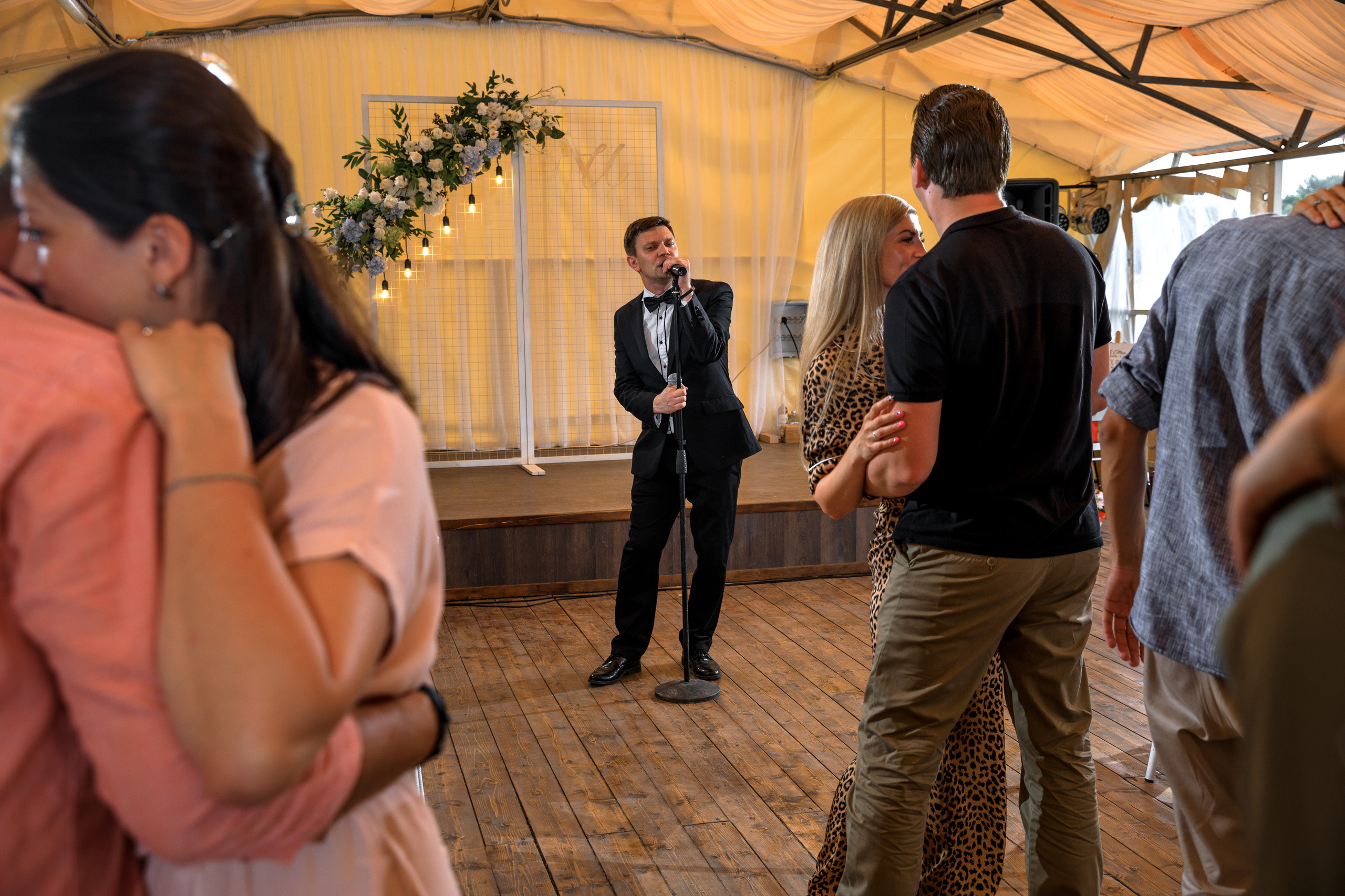 Александр и Ирина. Фотограф в Саратове — Свадьба, выпускной, заказать 89376325252