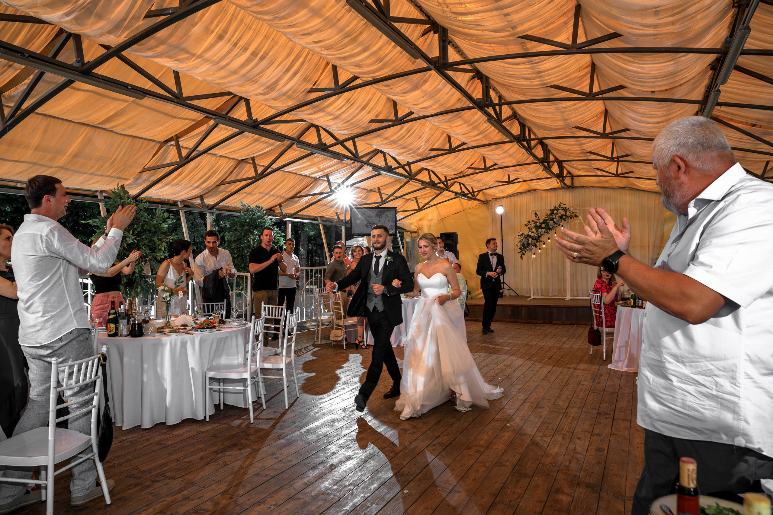 Александр и Ирина. Фотограф в Саратове — Свадьба, выпускной, заказать 89376325252