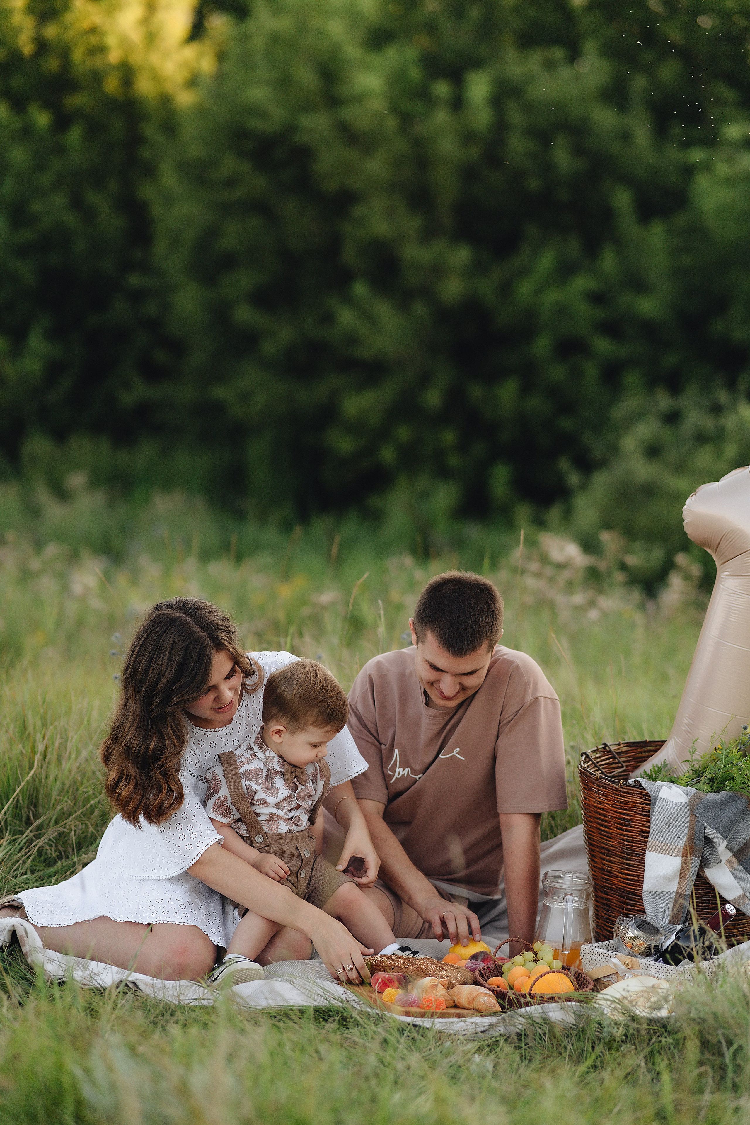 Светлана, Сергей и Женя | Семейная съемка на закате. Фотограф Карина Шмулёва. Воронеж и область