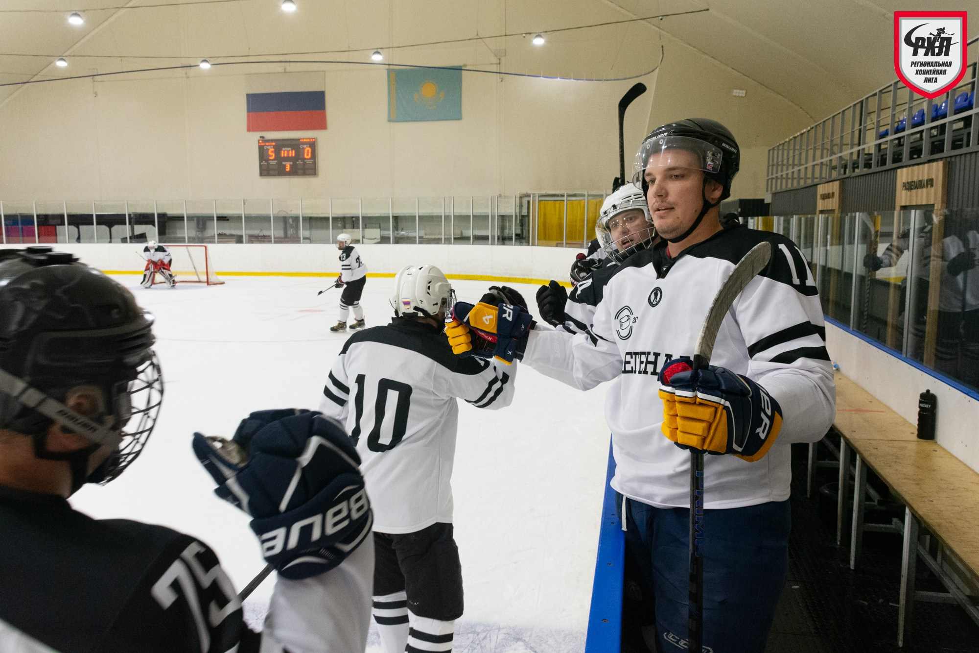 Хоккей. Фотограф Максим Буряк