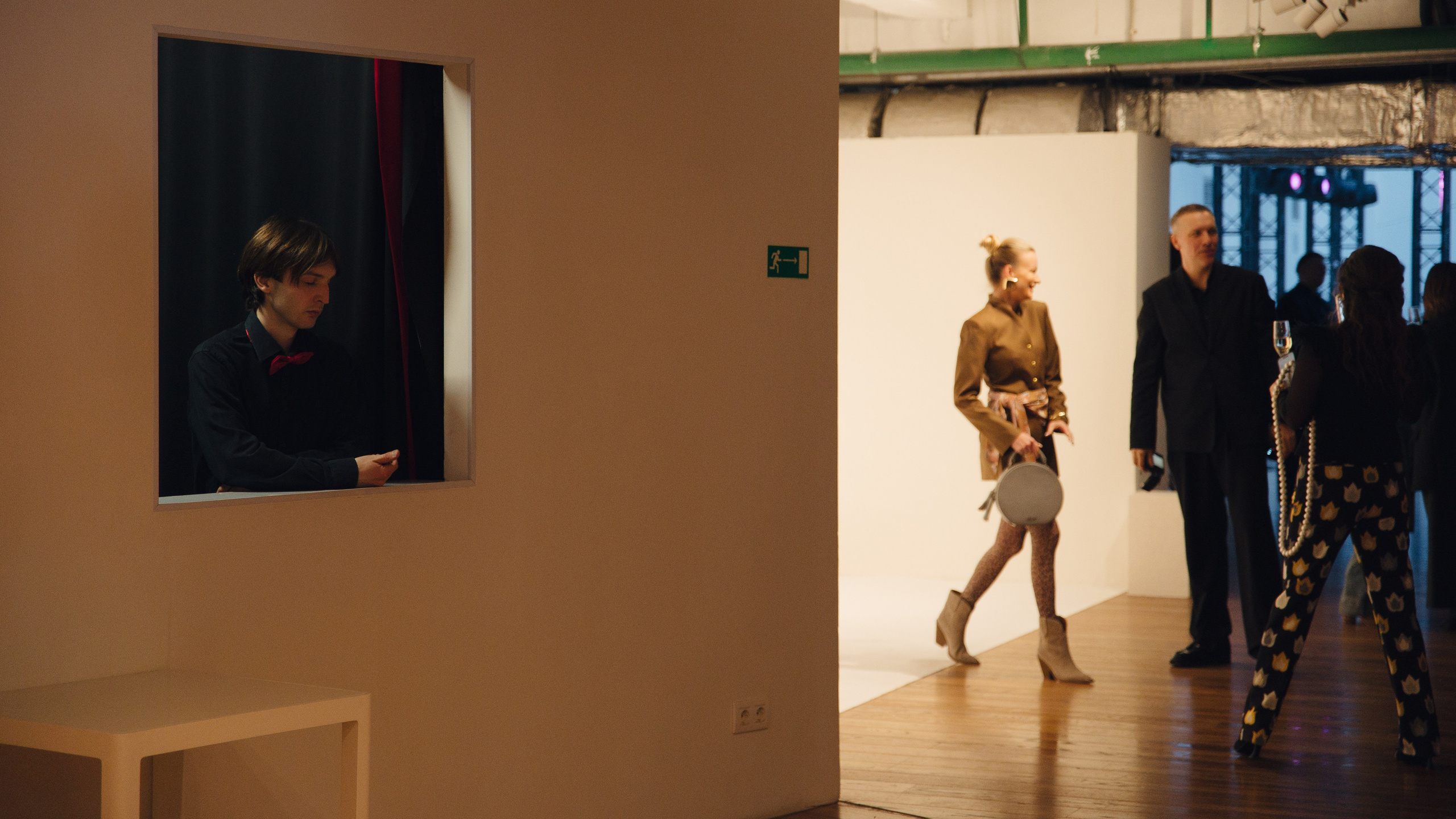 Бекстейдж показа «Новые Имена» собака.ru|ДЛТ. Портретный и репортажный фотограф в Санкт-Петербурге