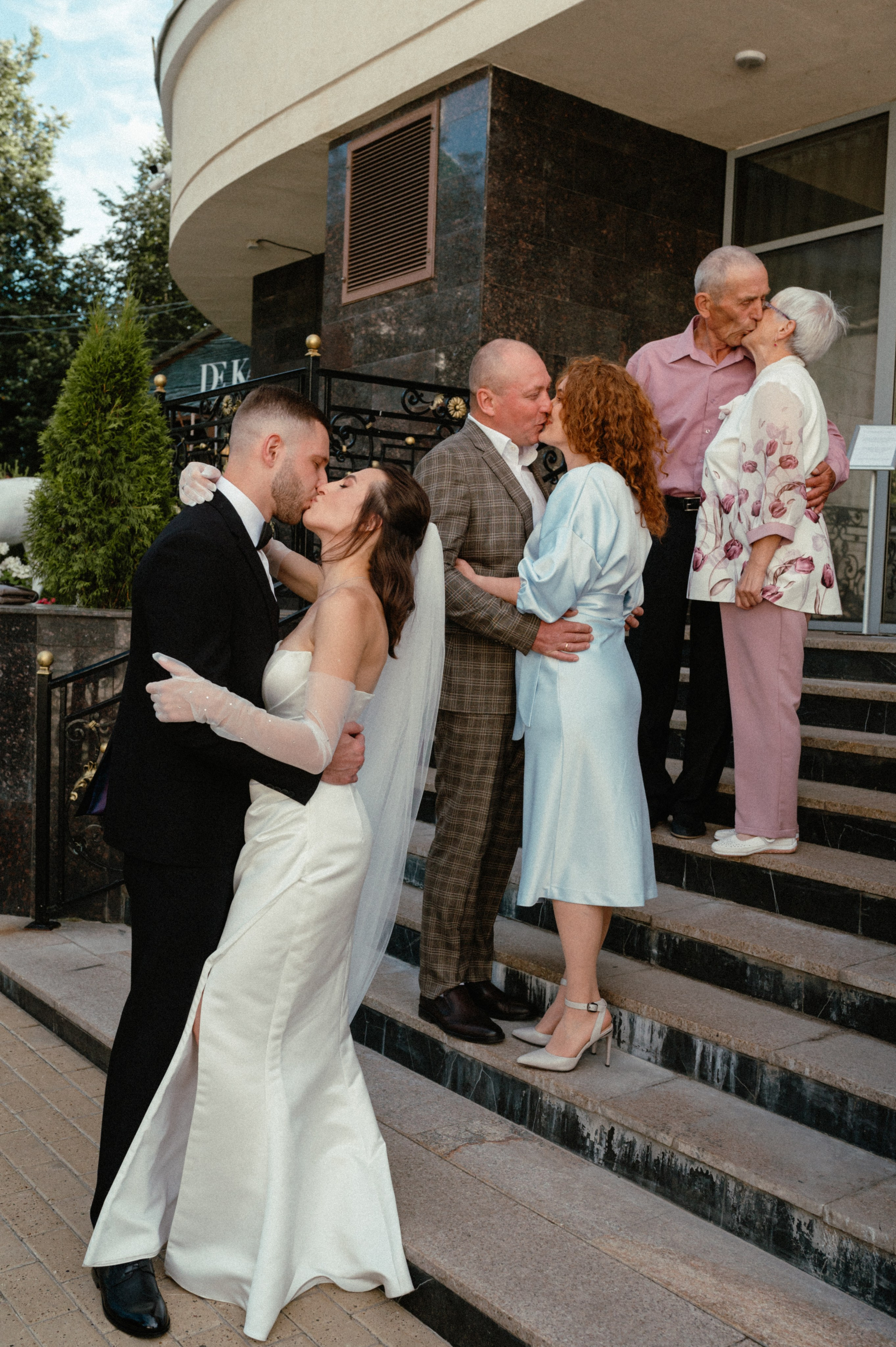 03.08.2024. RETOUCH-HOUSE