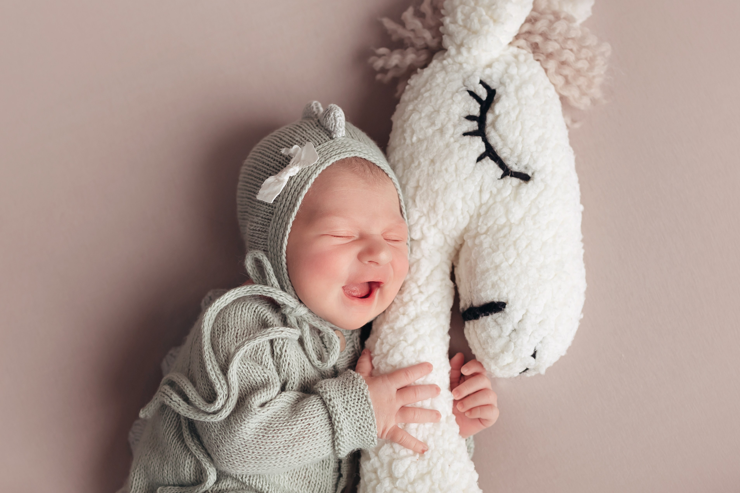 Подарочек. Фотограф Новорожденных и беременности г. Тюмень