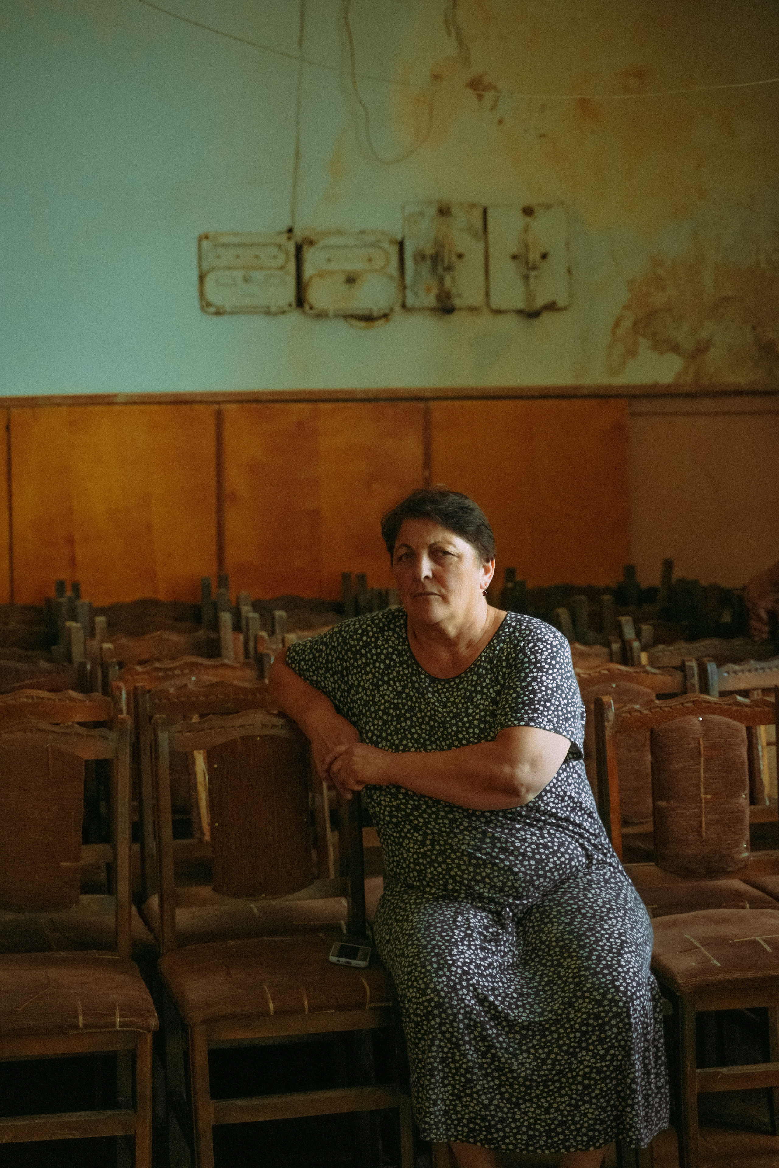 ЕРЕВАН. Стрит-фотография, полная абсурда, идиотизма и красоты