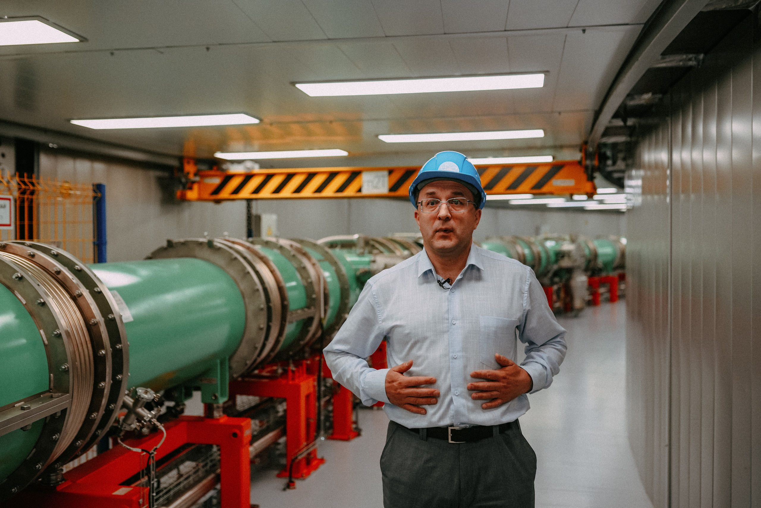 ЛИКИ НАУКИ. Стрит-фотография, полная абсурда, идиотизма и красоты