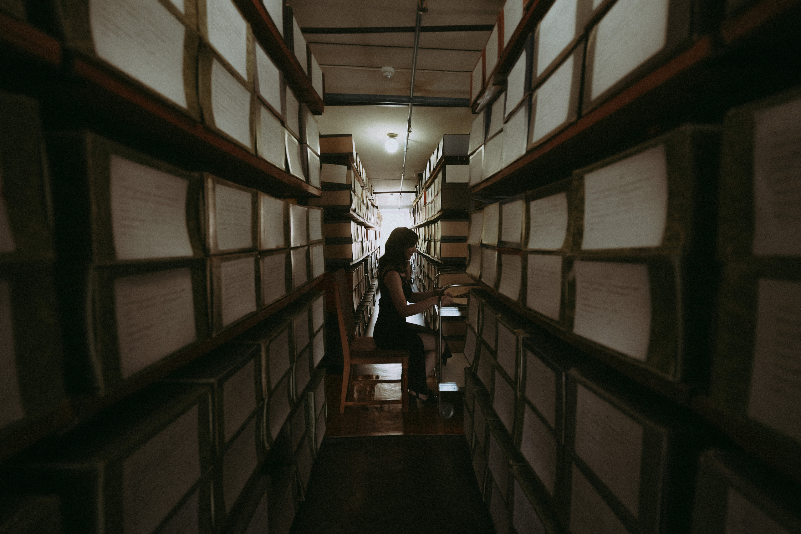 ЕРЕВАН. Стрит-фотография, полная абсурда, идиотизма и красоты