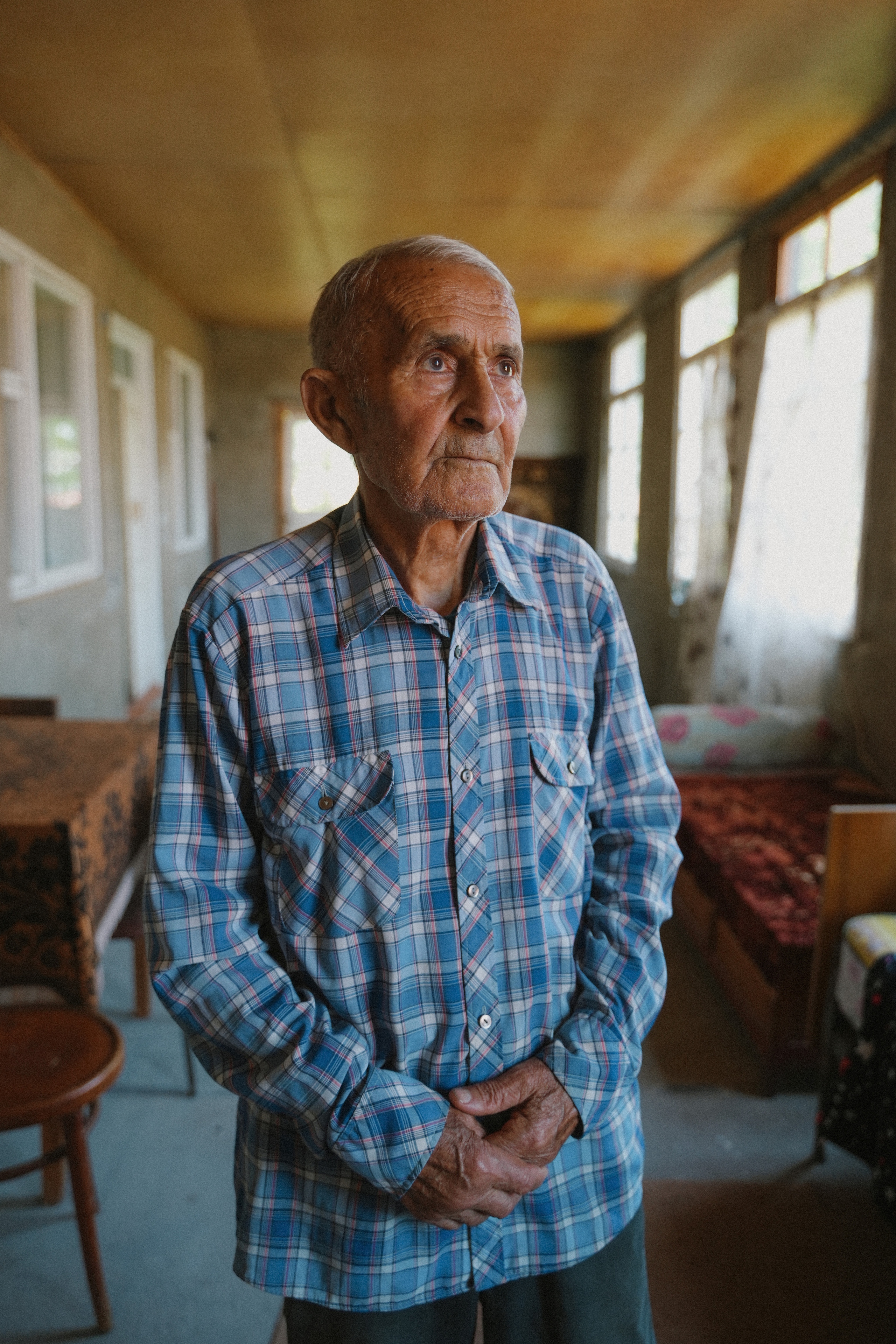 ЕРЕВАН. Стрит-фотография, полная абсурда, идиотизма и красоты