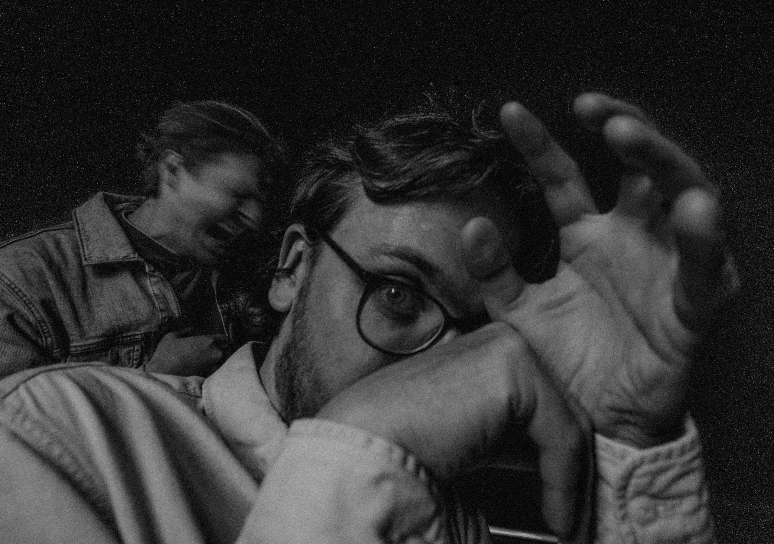 САМОЙЛОВОЙ. Стрит-фотография, полная абсурда, идиотизма и красоты