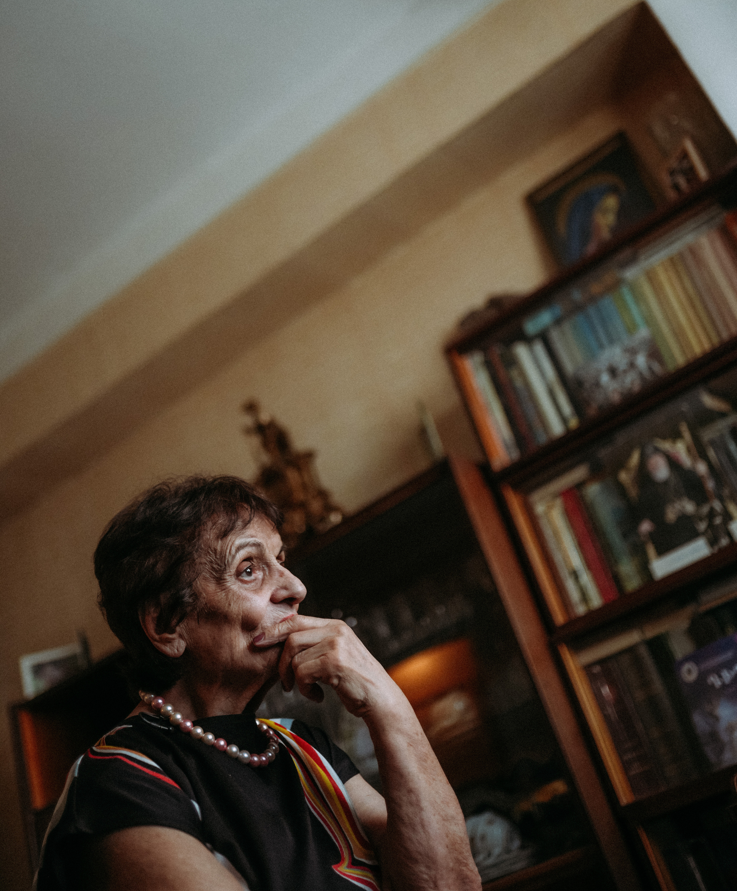 ЕРЕВАН. Стрит-фотография, полная абсурда, идиотизма и красоты