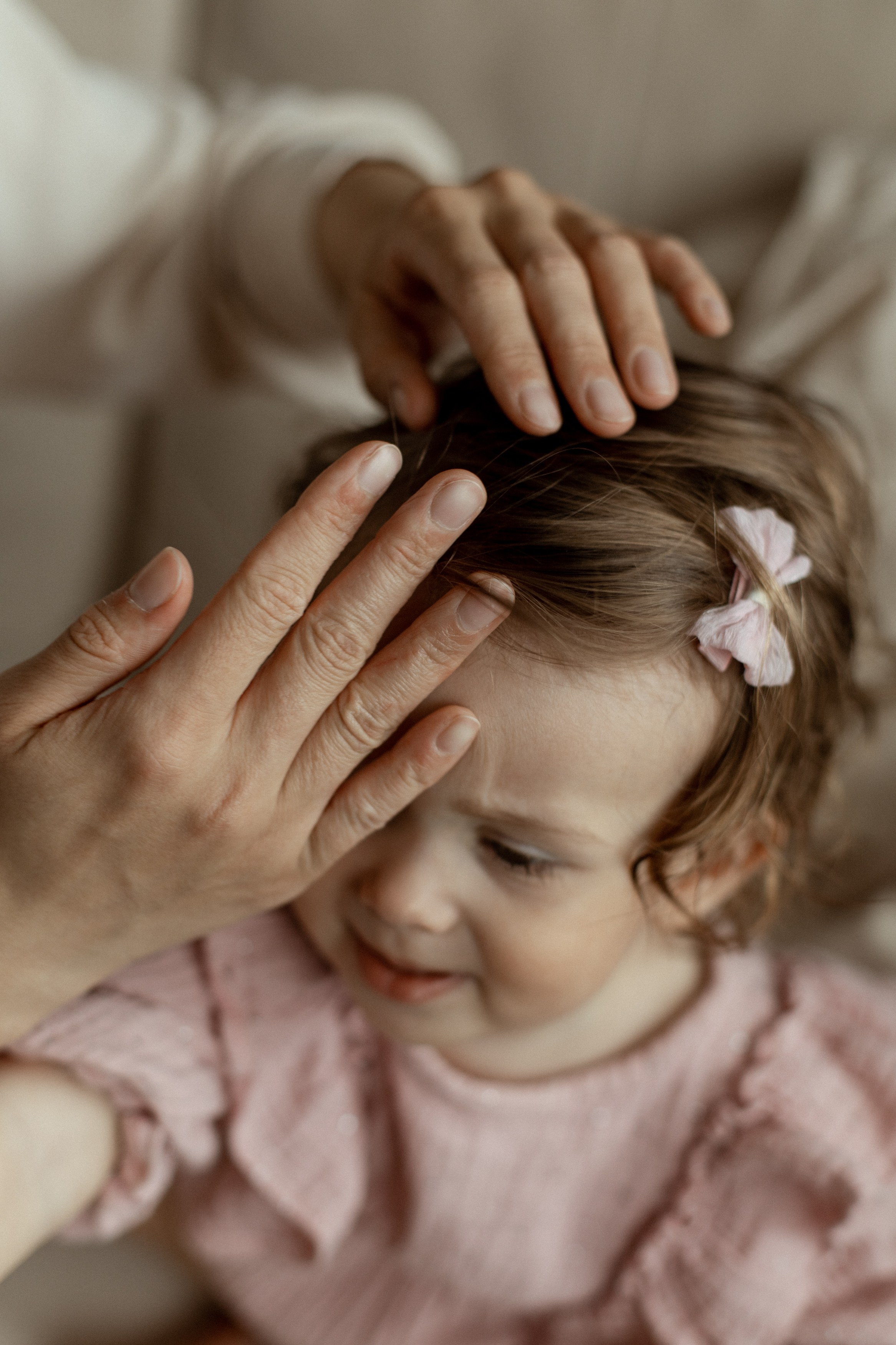 Домашняя фотосессия мама и дочка. Семейный фотограф Челябинск