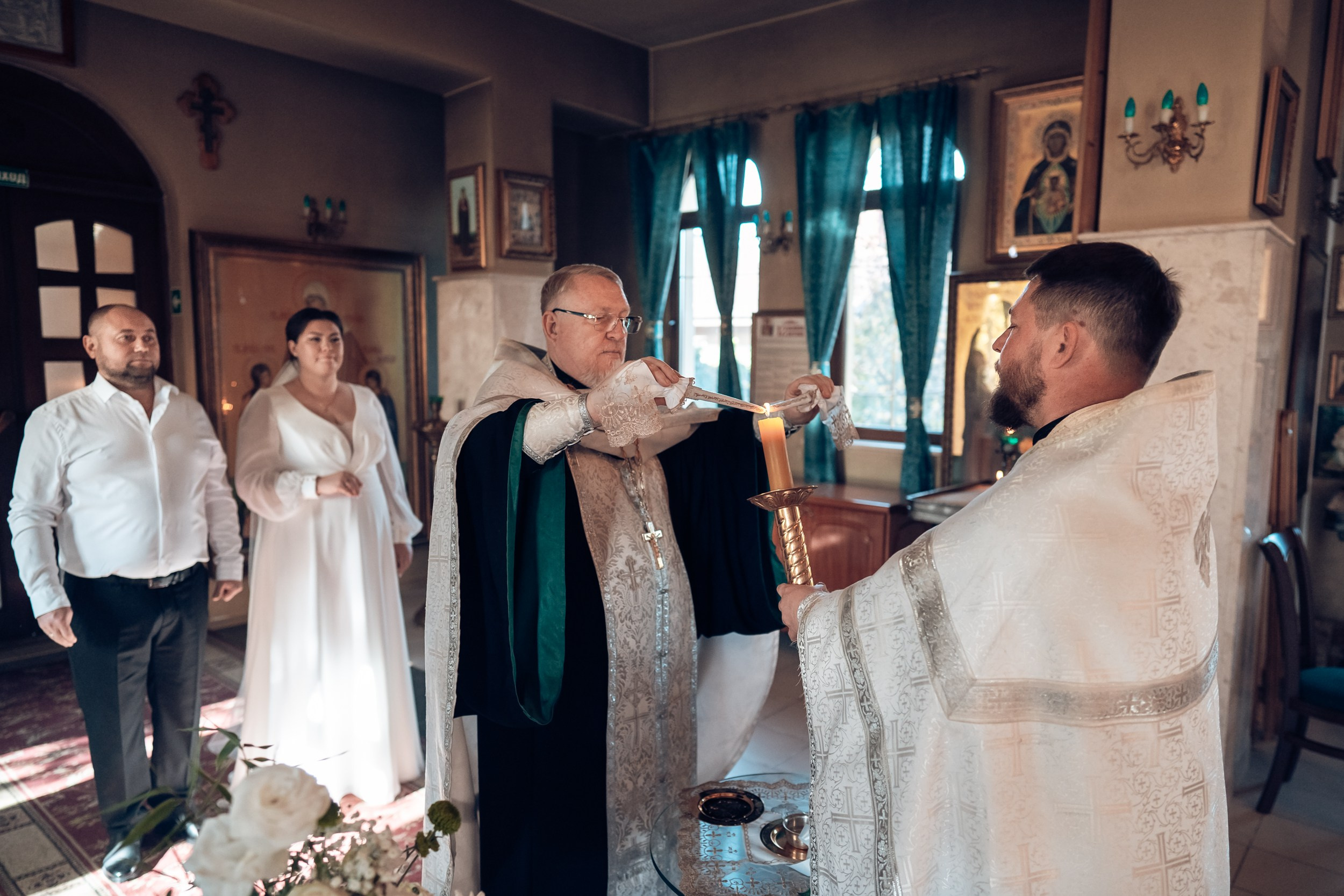 Венчание в храме Прп. Сергия Радонежского с. Орлиное. Церковный фотограф Севастополь