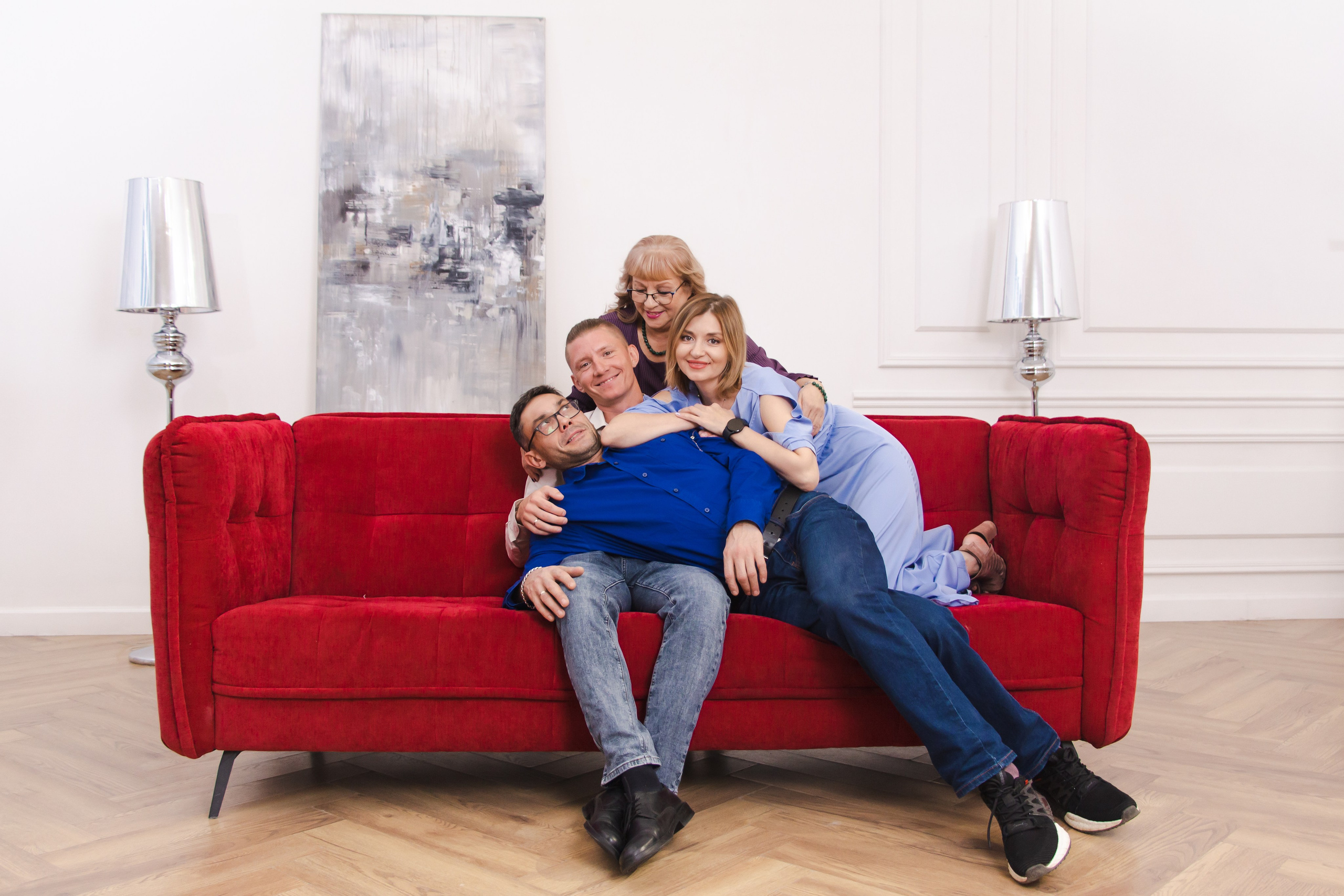 Тепло большой семьи — семейная фотосессия в студии, Екатеринбург. Фотограф в Екатеринбурге Пойгина Елена