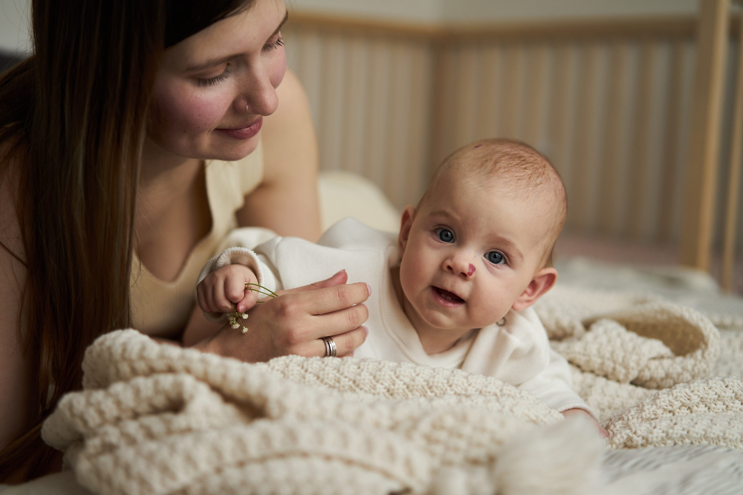 Семейная фотосессия дома. Фотограф Екатеринбург Кокшарова Александра