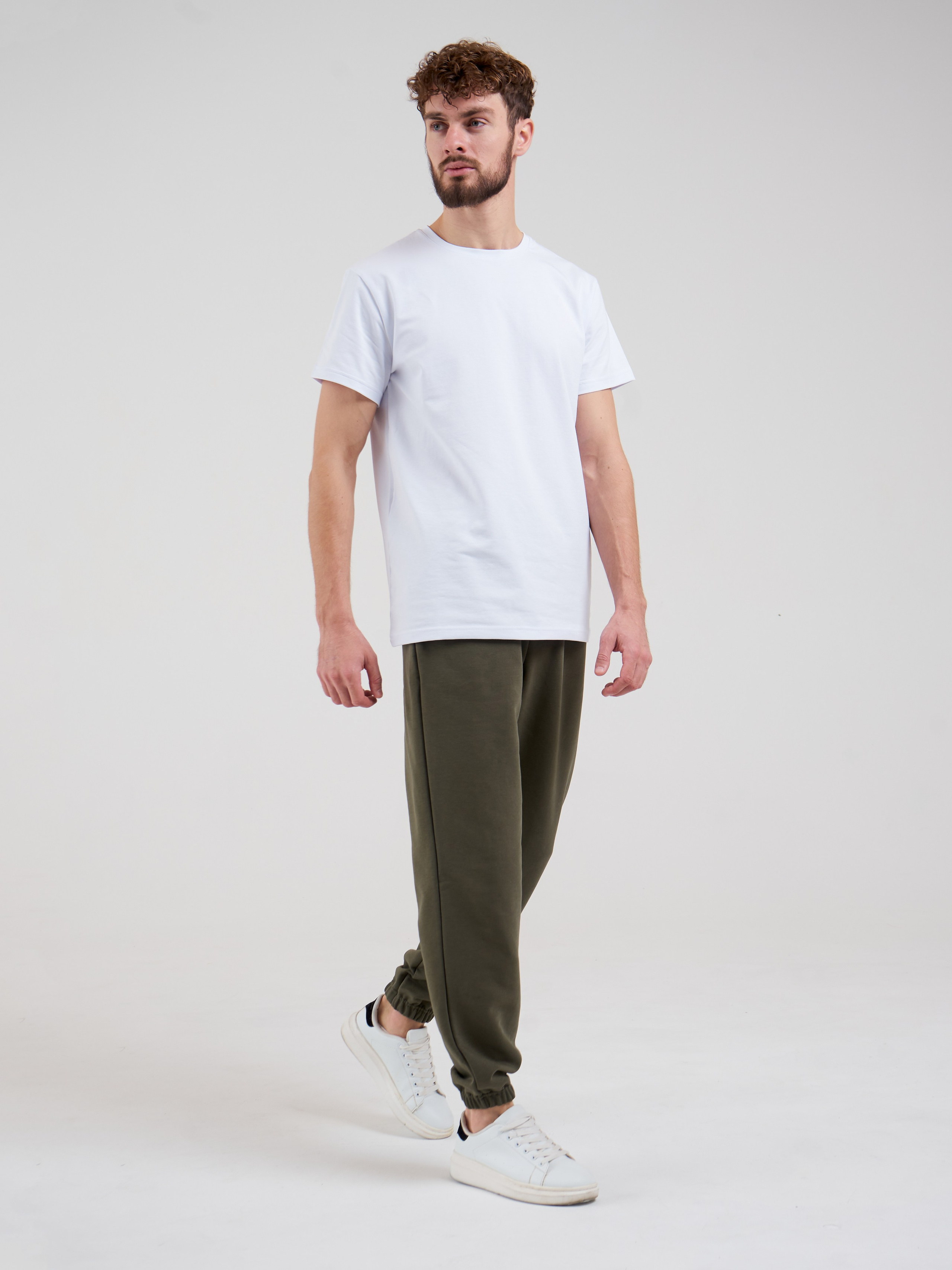 Съемка для рекламы одежды на маркетплейсах. Фотограф Екатеринбург Кокшарова Александра