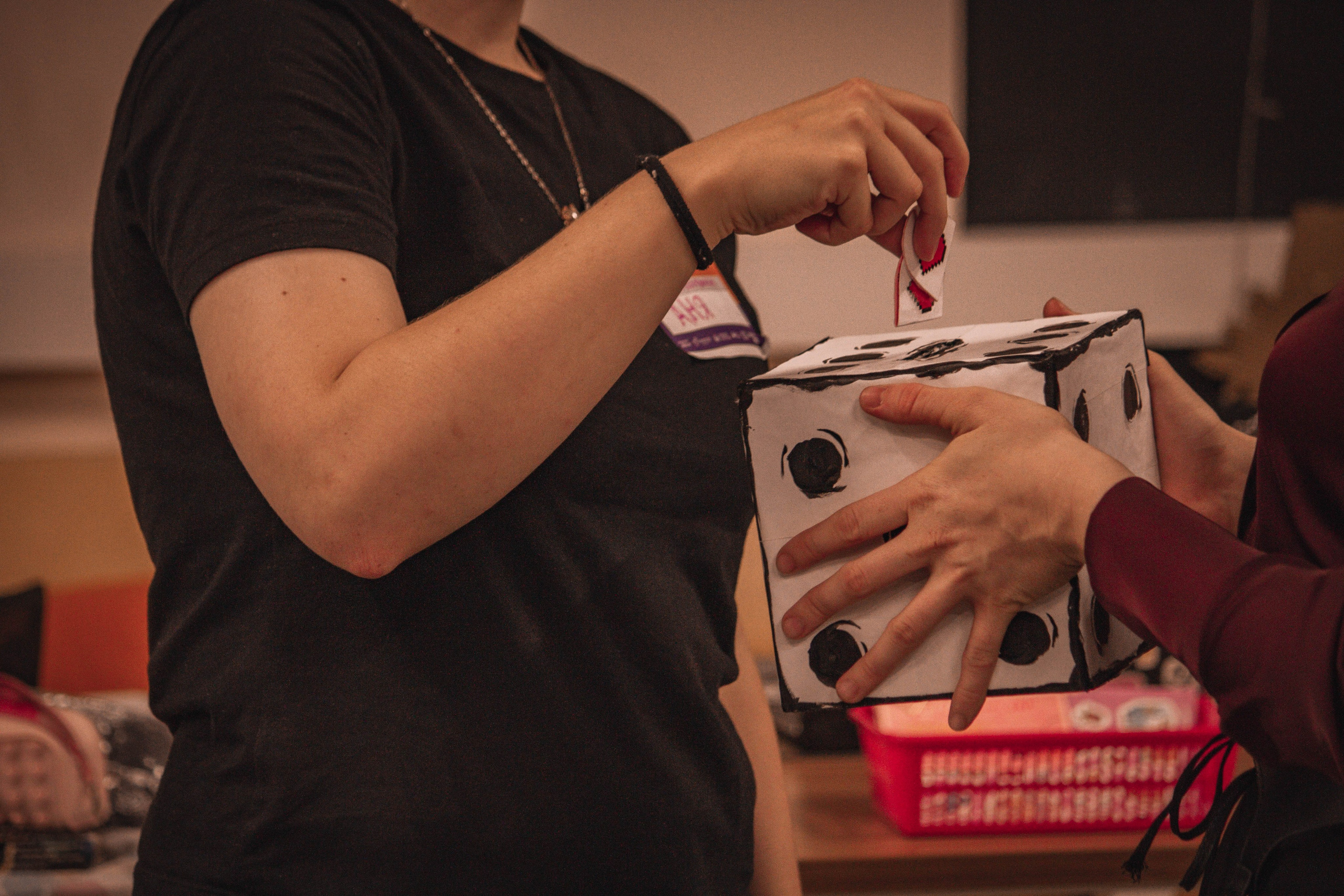 ЖЕНСКИЙ ГЕЙМДЖЕМ — Творческий сбор разработчиц. Создадим шедевр? Виталина и её фотоискусство