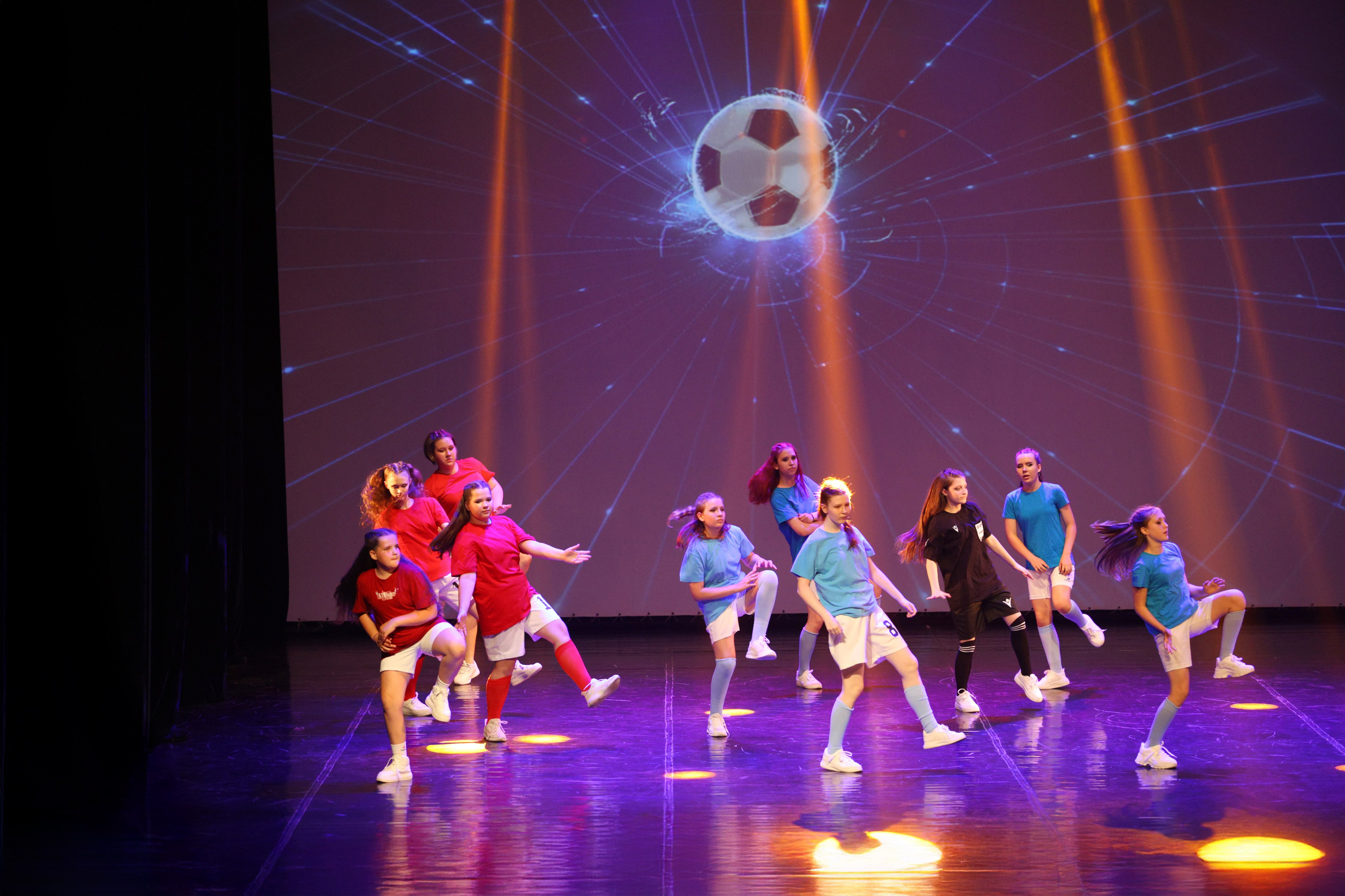 Концерт юных танцоров