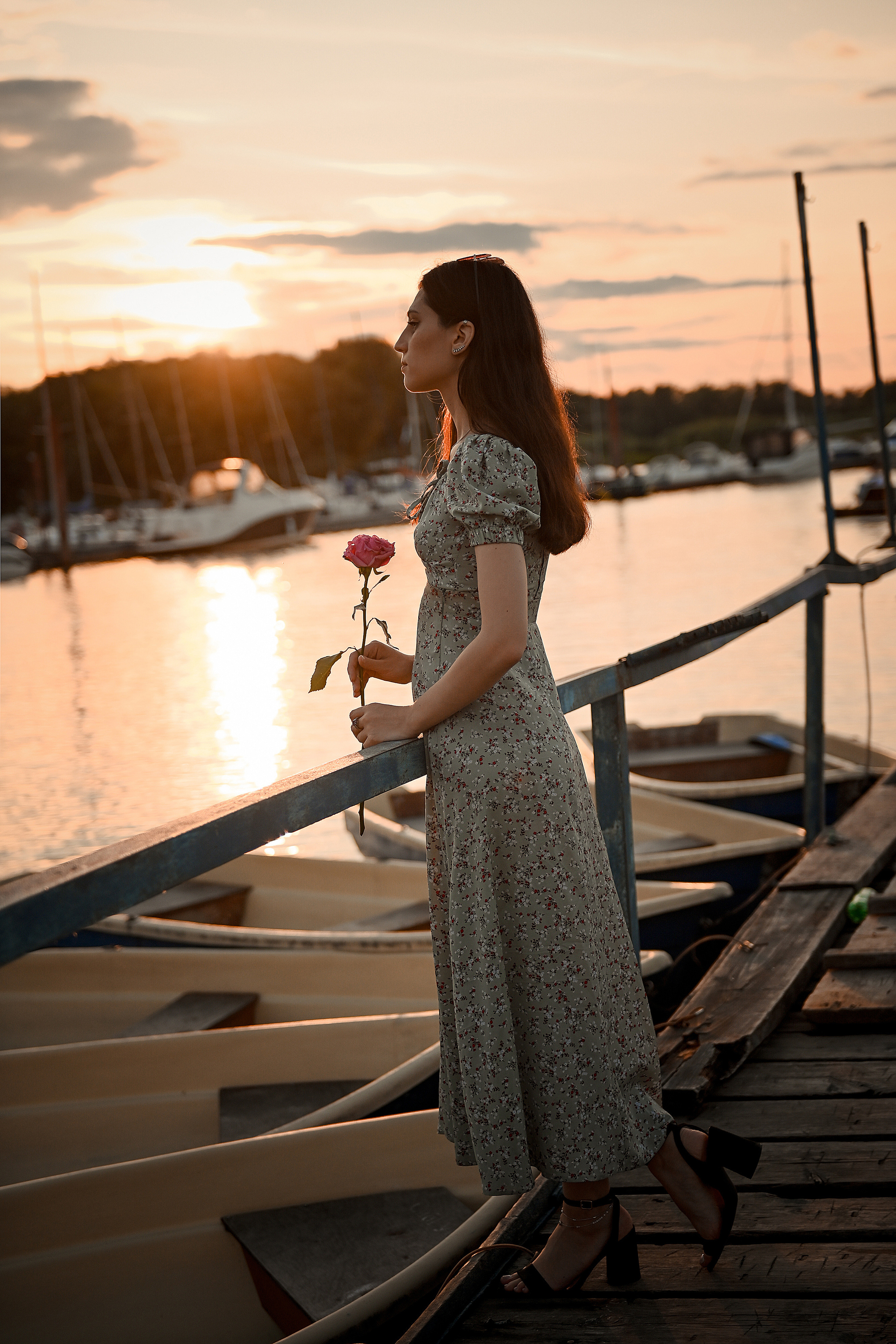 Love story Александра и Виктории на закате. Свадебный, семейный, детский, контент фотограф в Омске Максим Ильин