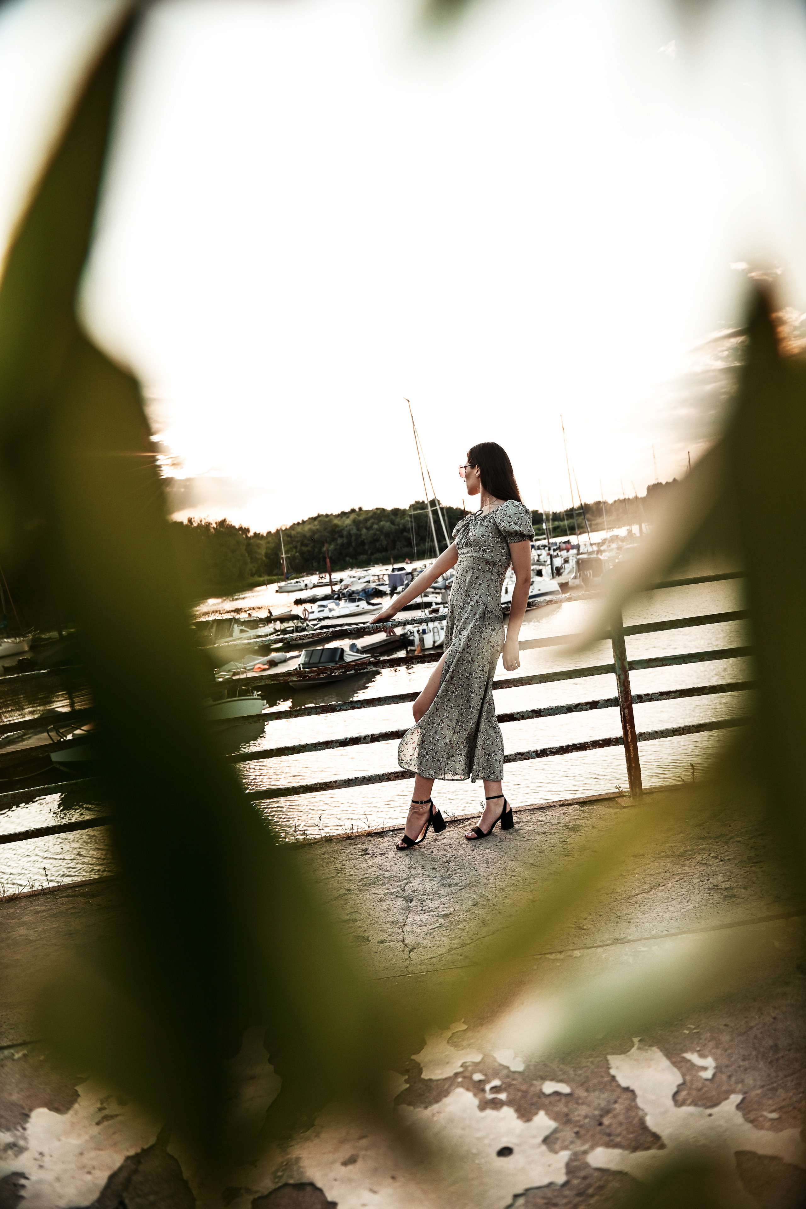 Love story Александра и Виктории на закате. Свадебный, семейный, детский, контент фотограф в Омске Максим Ильин