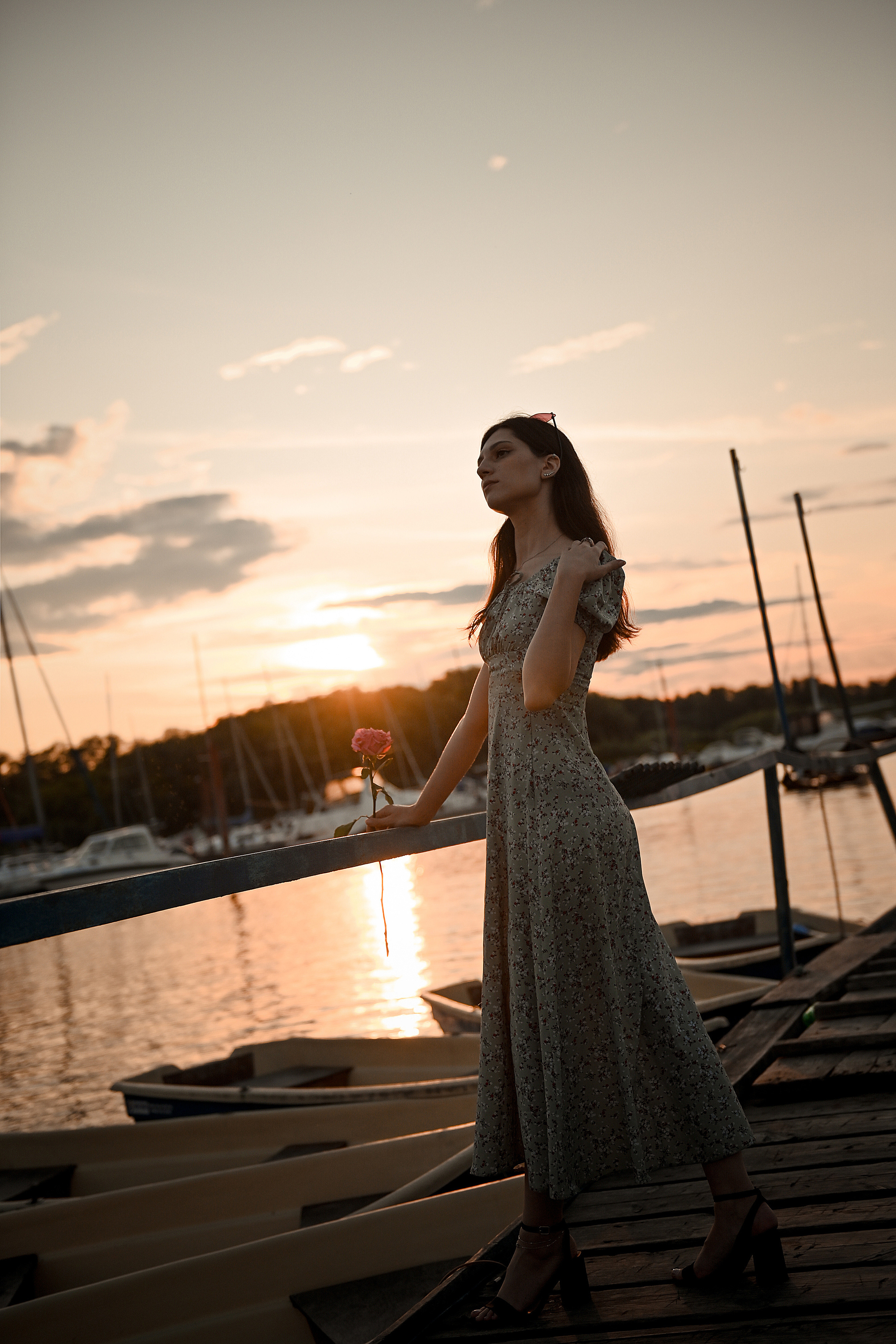 Love story Александра и Виктории на закате. Свадебный, семейный, детский, контент фотограф в Омске Максим Ильин