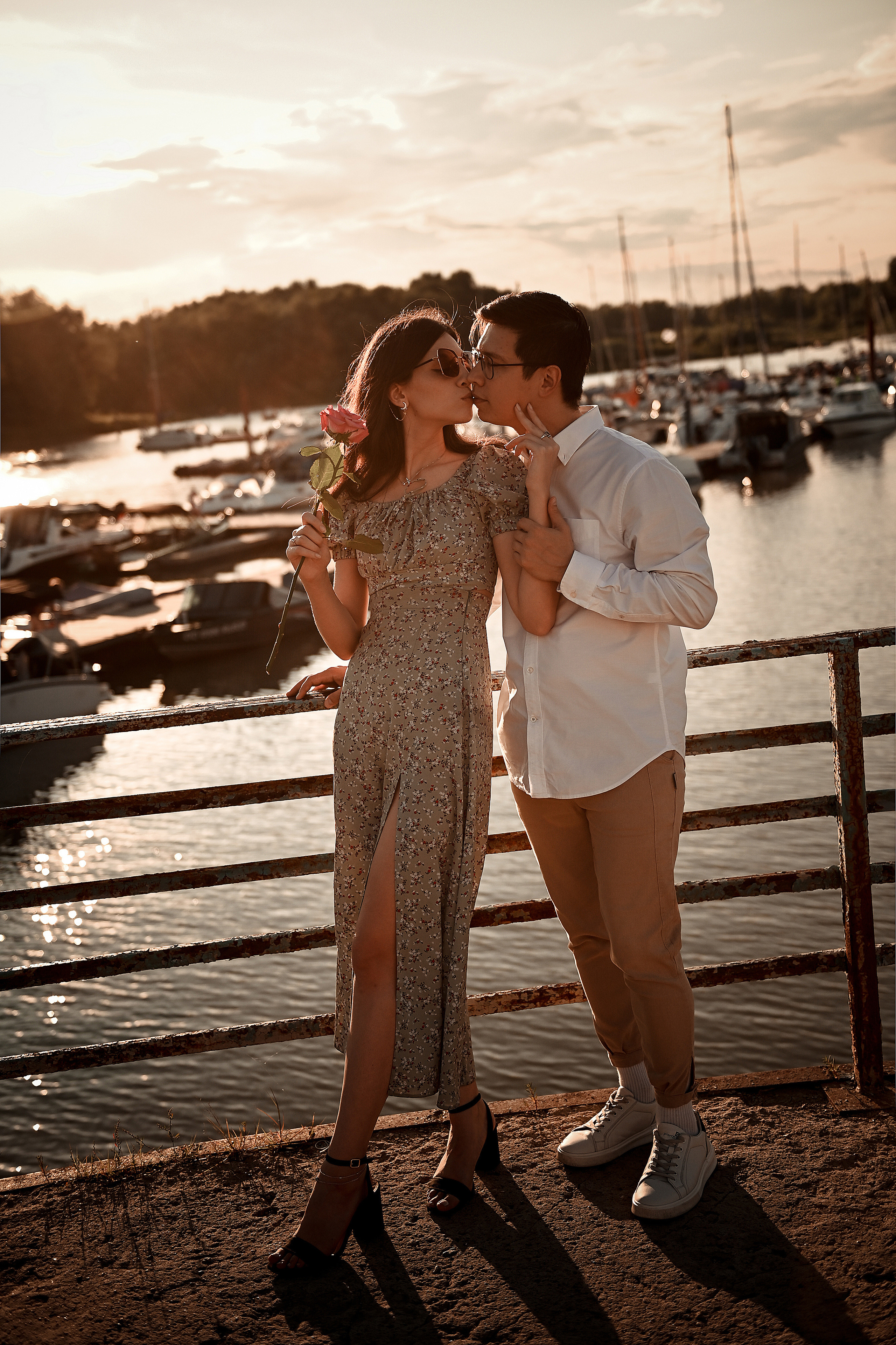 Love story Александра и Виктории на закате. Свадебный, семейный, детский, контент фотограф в Омске Максим Ильин