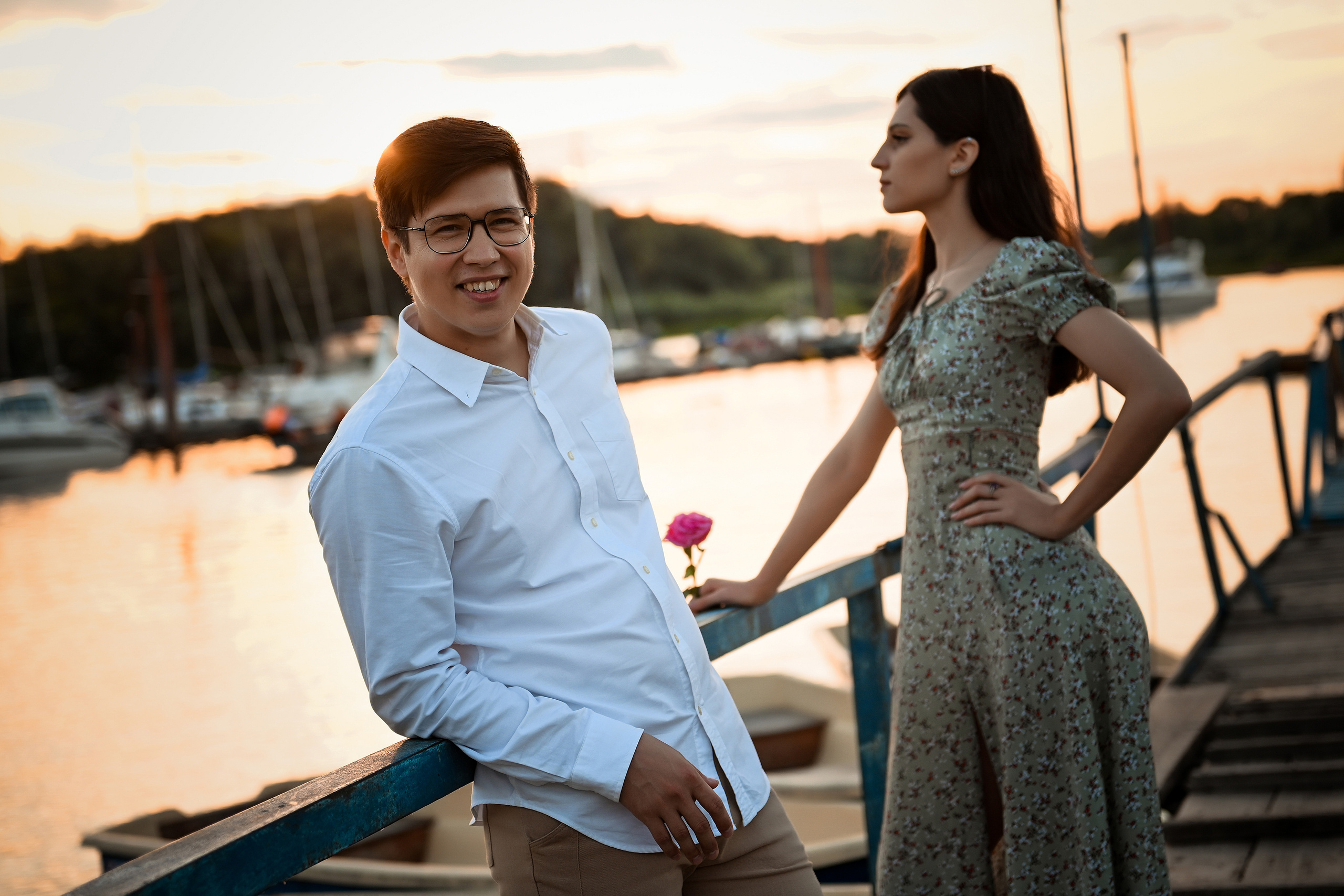 Love story Александра и Виктории на закате. Свадебный, семейный, детский, контент фотограф в Омске Максим Ильин