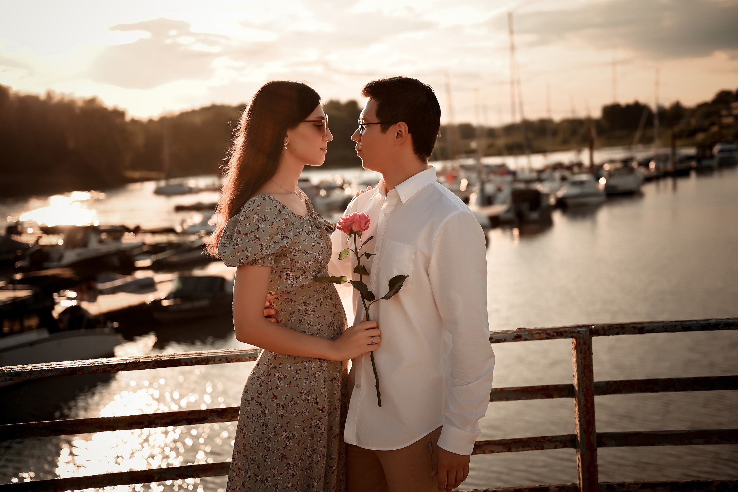 Love story Александра и Виктории на закате. Свадебный, семейный, детский, контент фотограф в Омске Максим Ильин