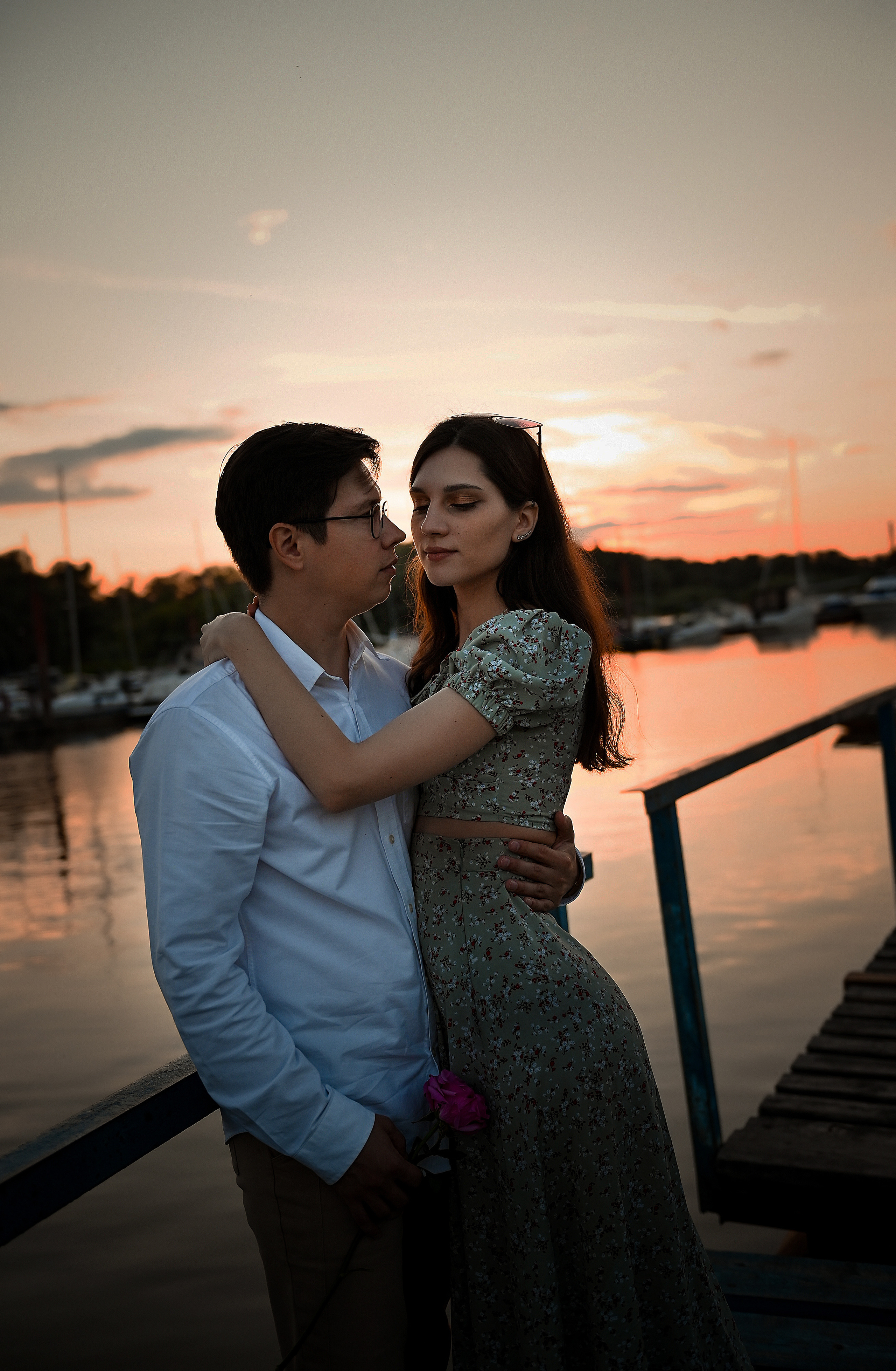 Love story Александра и Виктории на закате. Свадебный, семейный, детский, контент фотограф в Омске Максим Ильин