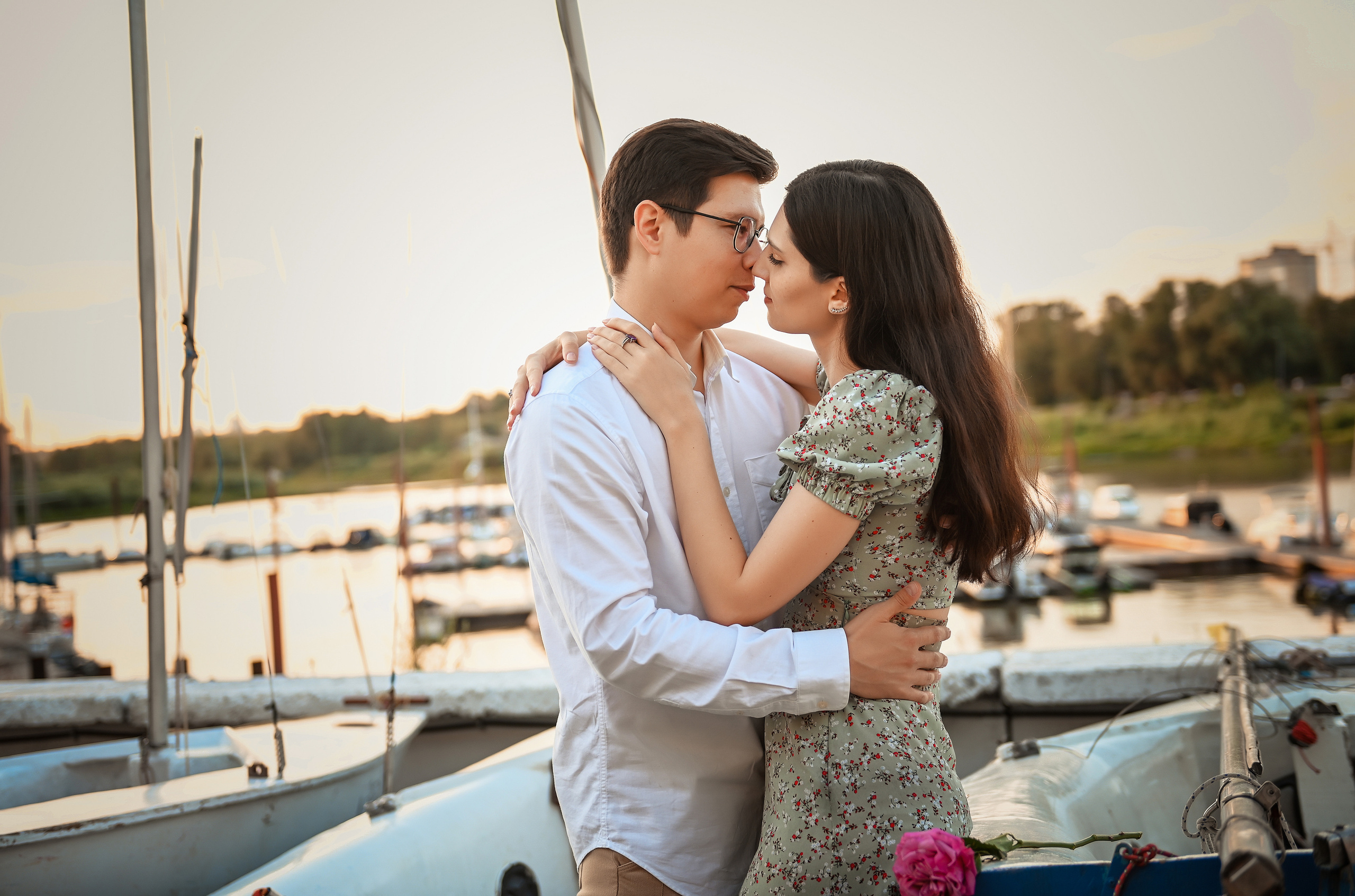 Love story Александра и Виктории на закате. Свадебный, семейный, детский, контент фотограф в Омске Максим Ильин