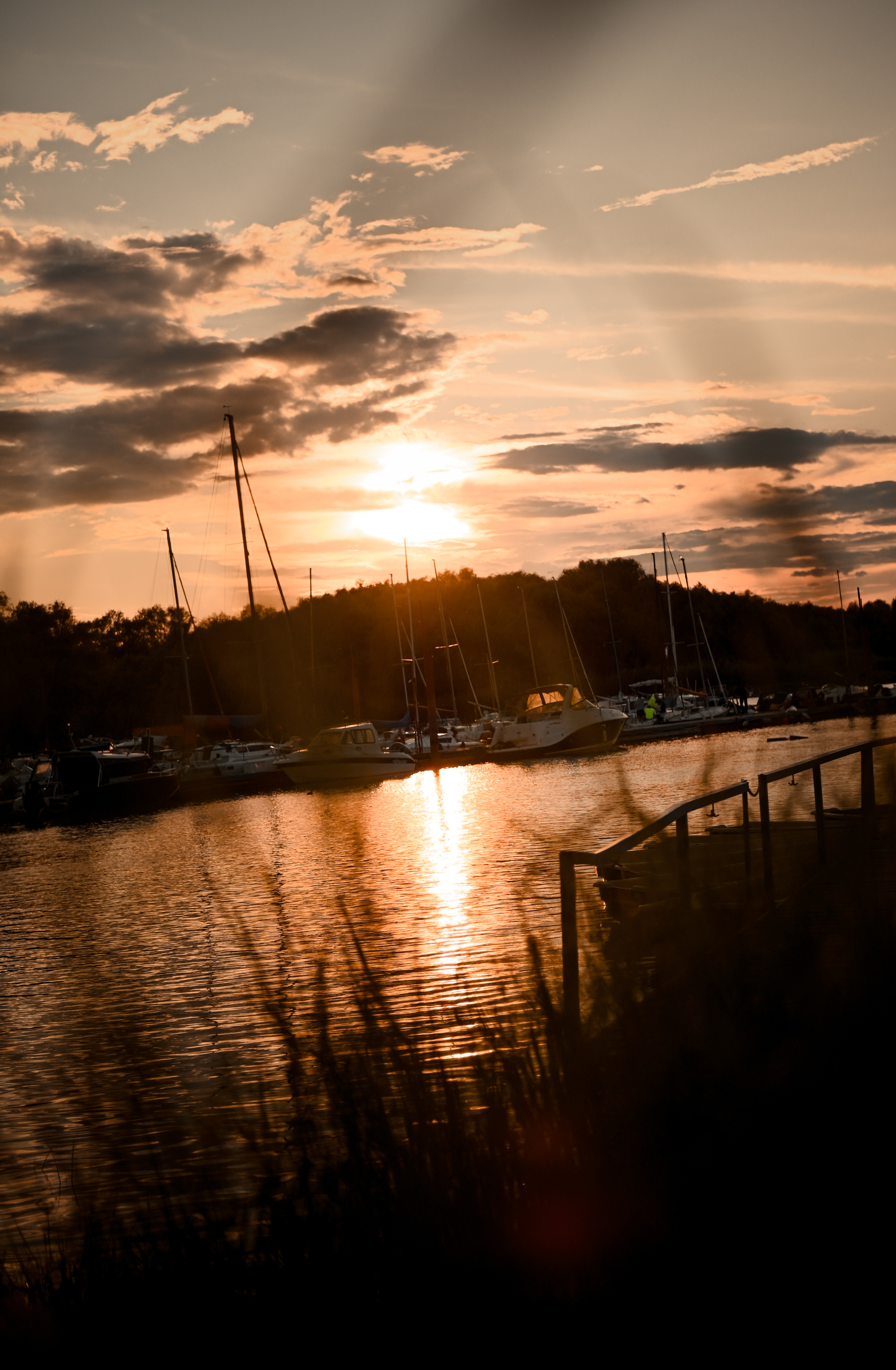 Love story Александра и Виктории на закате. Свадебный, семейный, детский, контент фотограф в Омске Максим Ильин