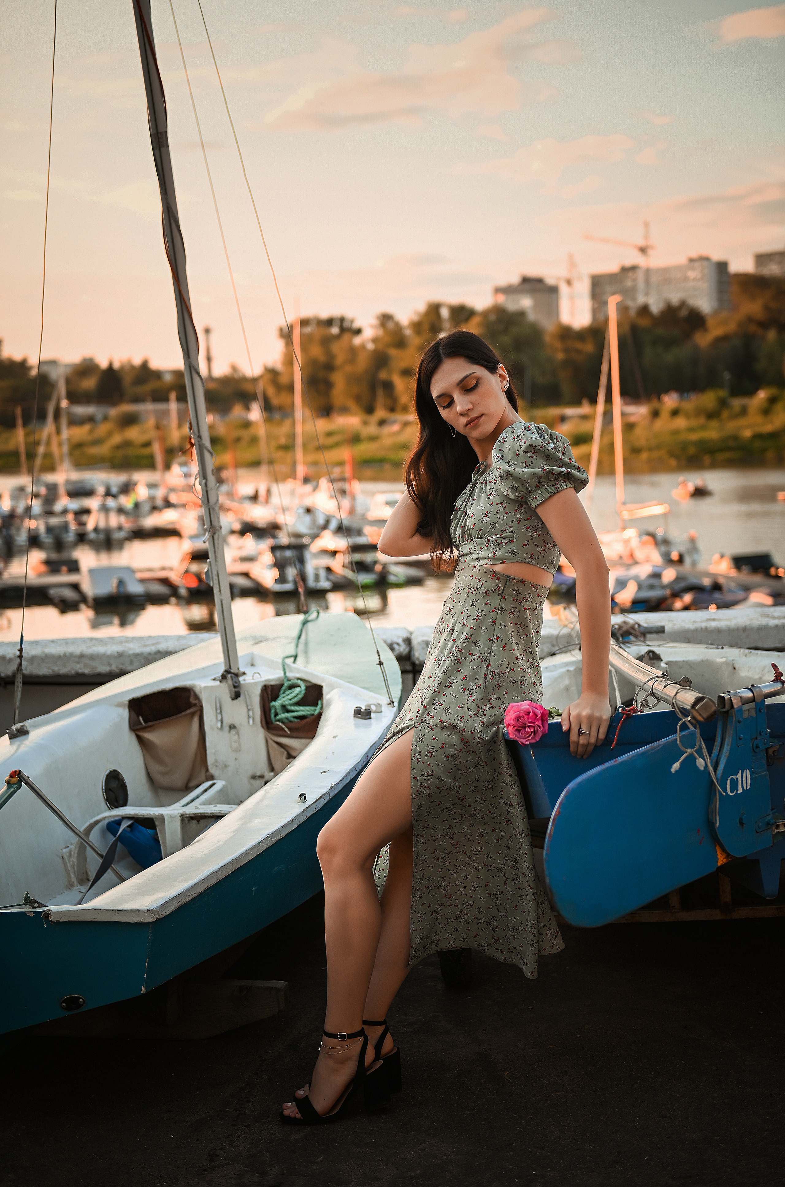 Love story Александра и Виктории на закате. Свадебный, семейный, детский, контент фотограф в Омске Максим Ильин