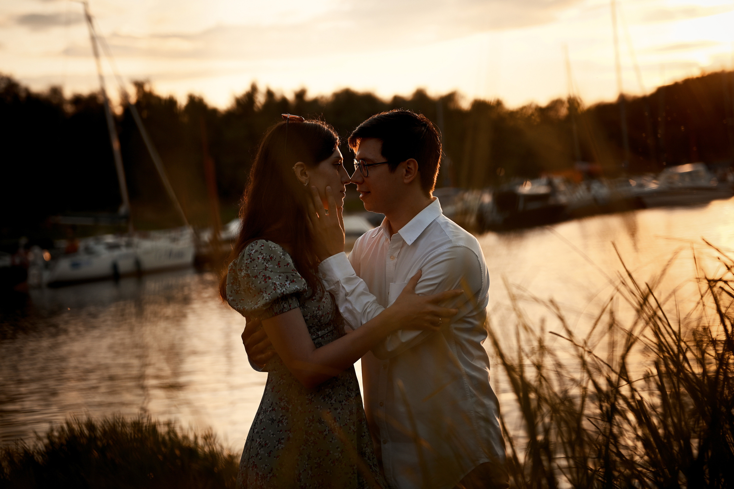 Love story Александра и Виктории на закате. Свадебный, семейный, детский, контент фотограф в Омске Максим Ильин