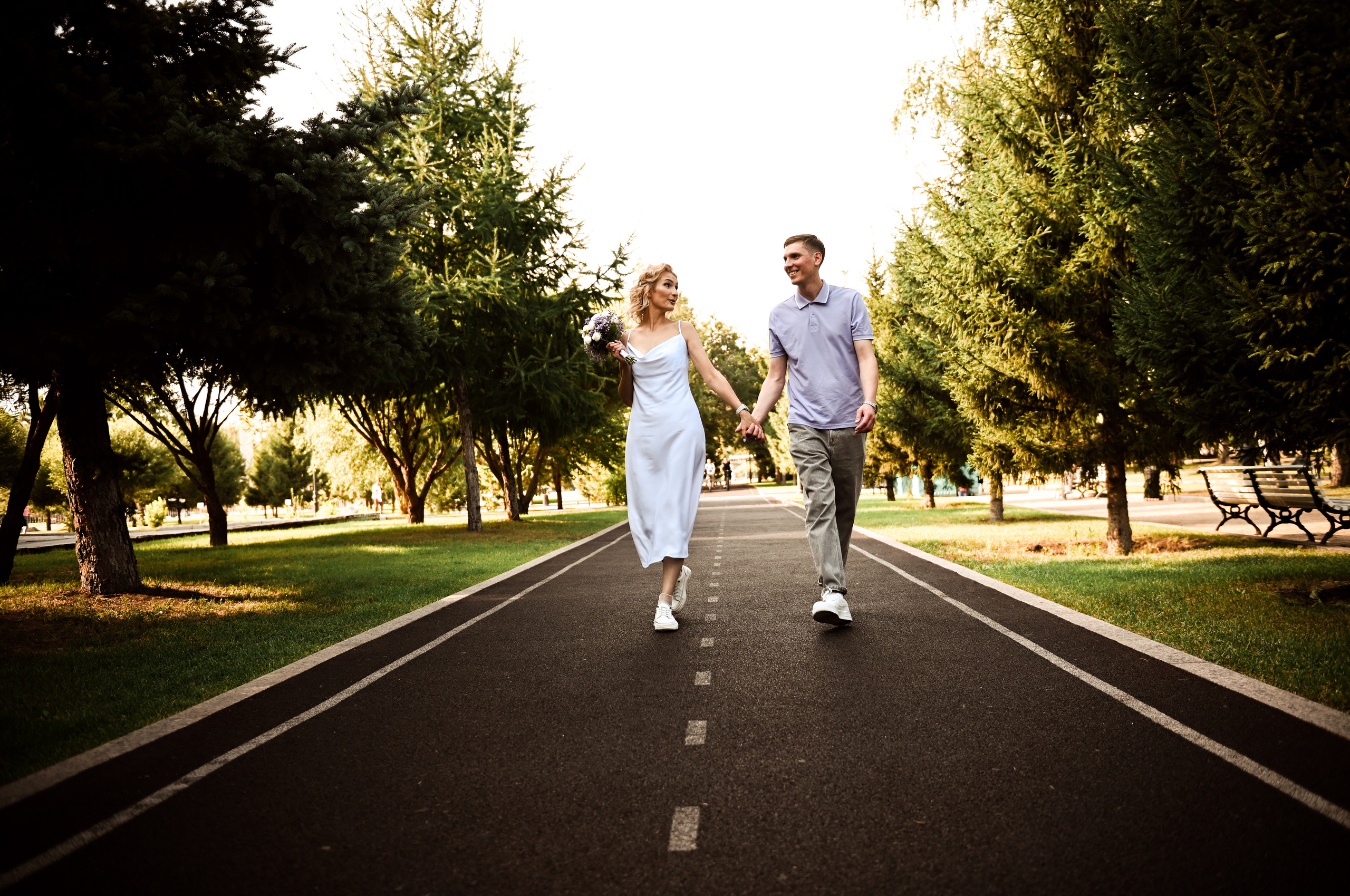 ПАША и ЖЕНЯ веселая часовая прогулка. Свадебный, семейный, детский, контент фотограф в Омске Максим Ильин