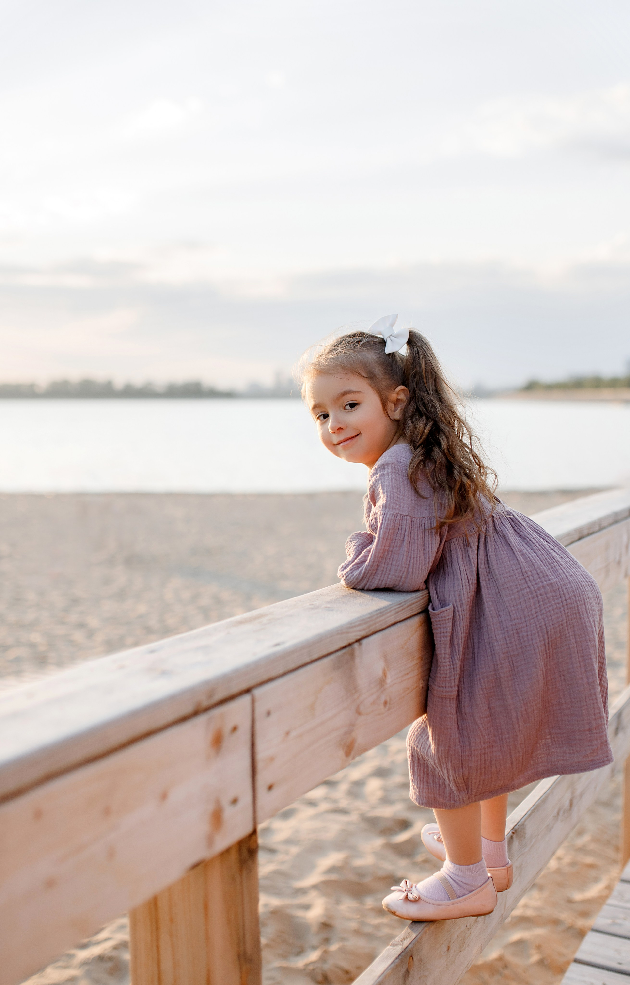 Семейная съёмка на пляже. Свадебный и семейный фотограф в Казани Алина Гилазиева