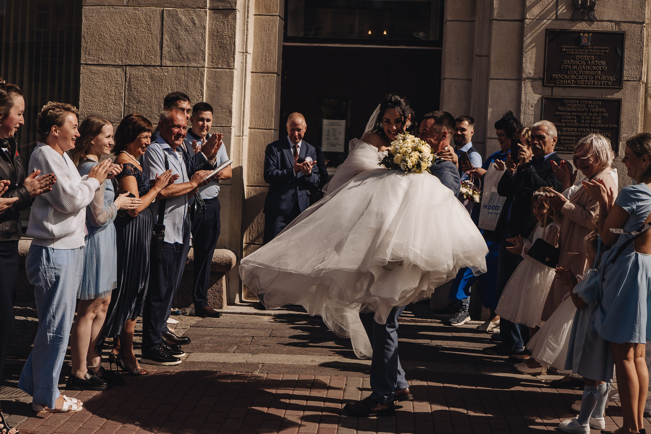 СВАДЕБНАЯ СЬЕМКА В ЗАГСЕ НА МОСКОВСКОМ ПРОСПЕКТЕ. Профессиональный фотограф, Санкт-Петербург — Виктория Богомолова