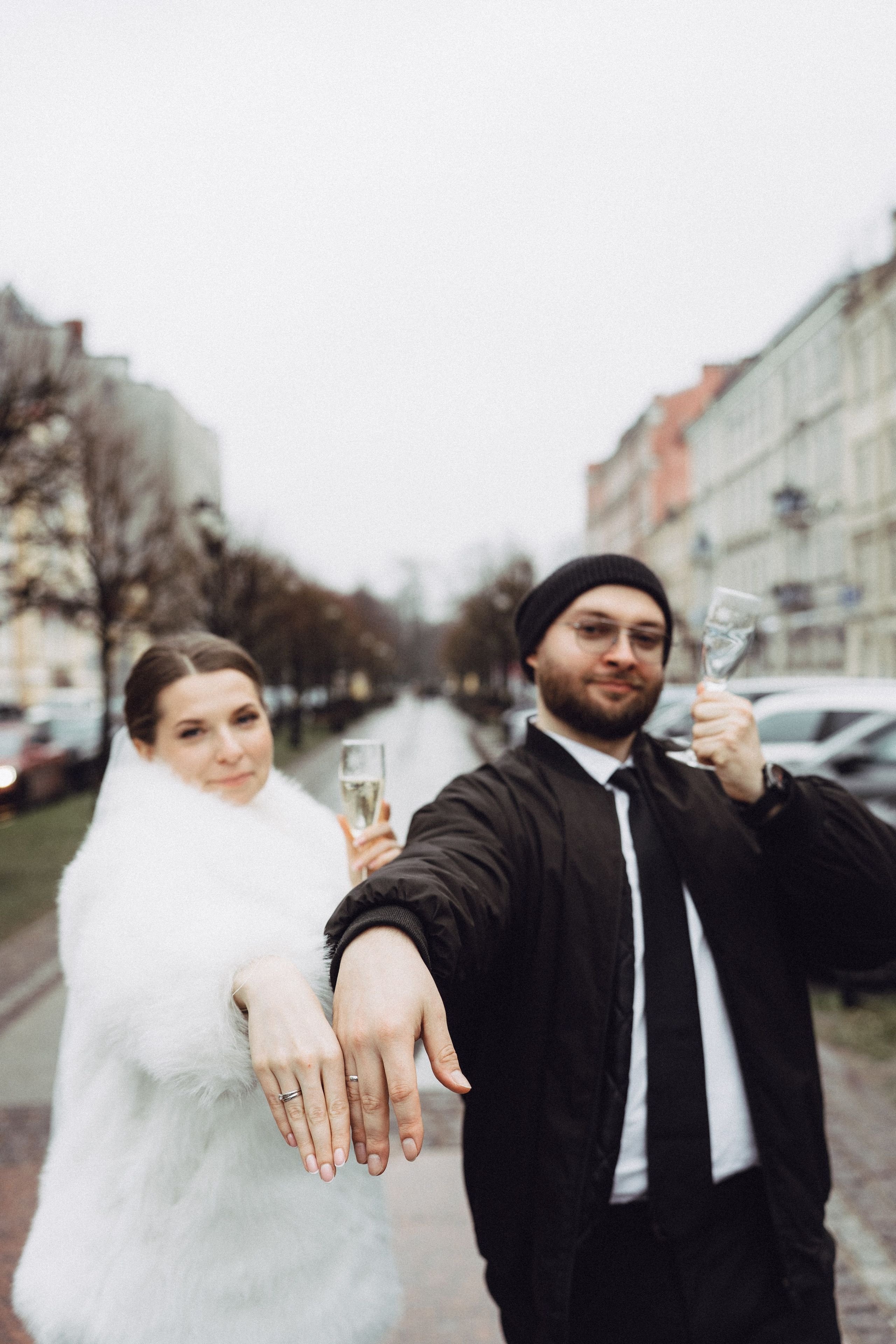 СВАДЕБНАЯ СЬЕМКА ВО ВТОРОМ ДВОРЦЕ (ДЕКАБРЬ) ТАКЖЕ СЬЕМКА В СТУДИИ НА ЧЕРНЫШЕВСКОЙ. Профессиональный фотограф, Санкт-Петербург — Виктория Богомолова