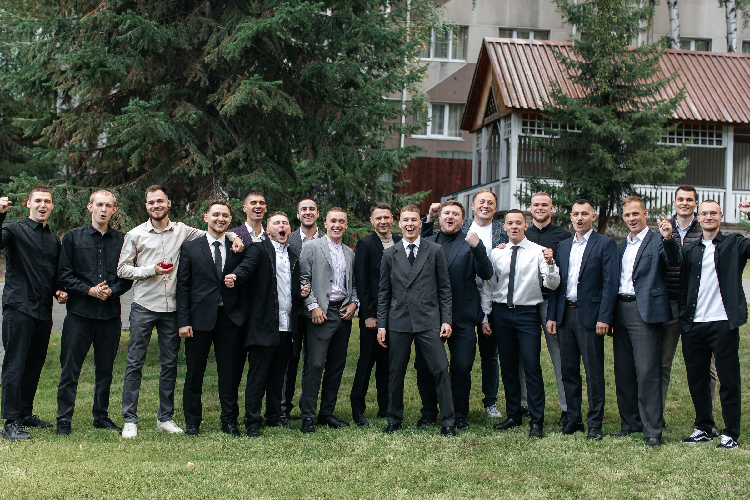 Свадебный фотограф в Екатеринбурге. Свадебный фотограф Нижний Тагил Екатеринбург Серёдкина Виктория