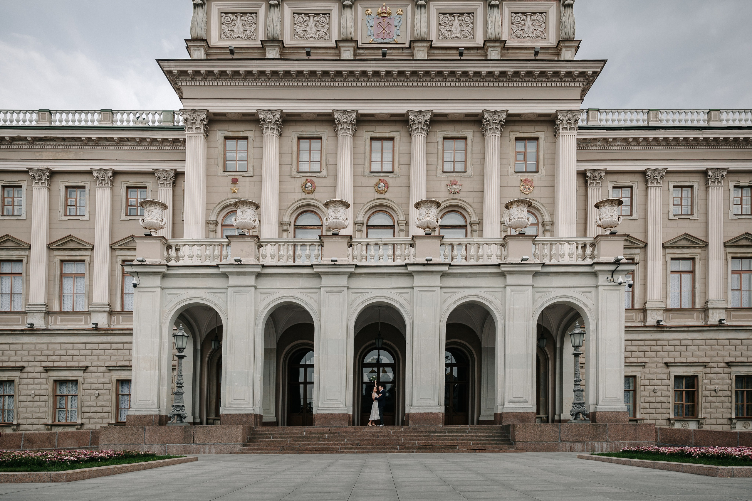 ДВОРЕЦ № 1 | Июль, Исаакиевская площадь. Свадебный фотограф в Санкт-Петербурге Полина Корзухина