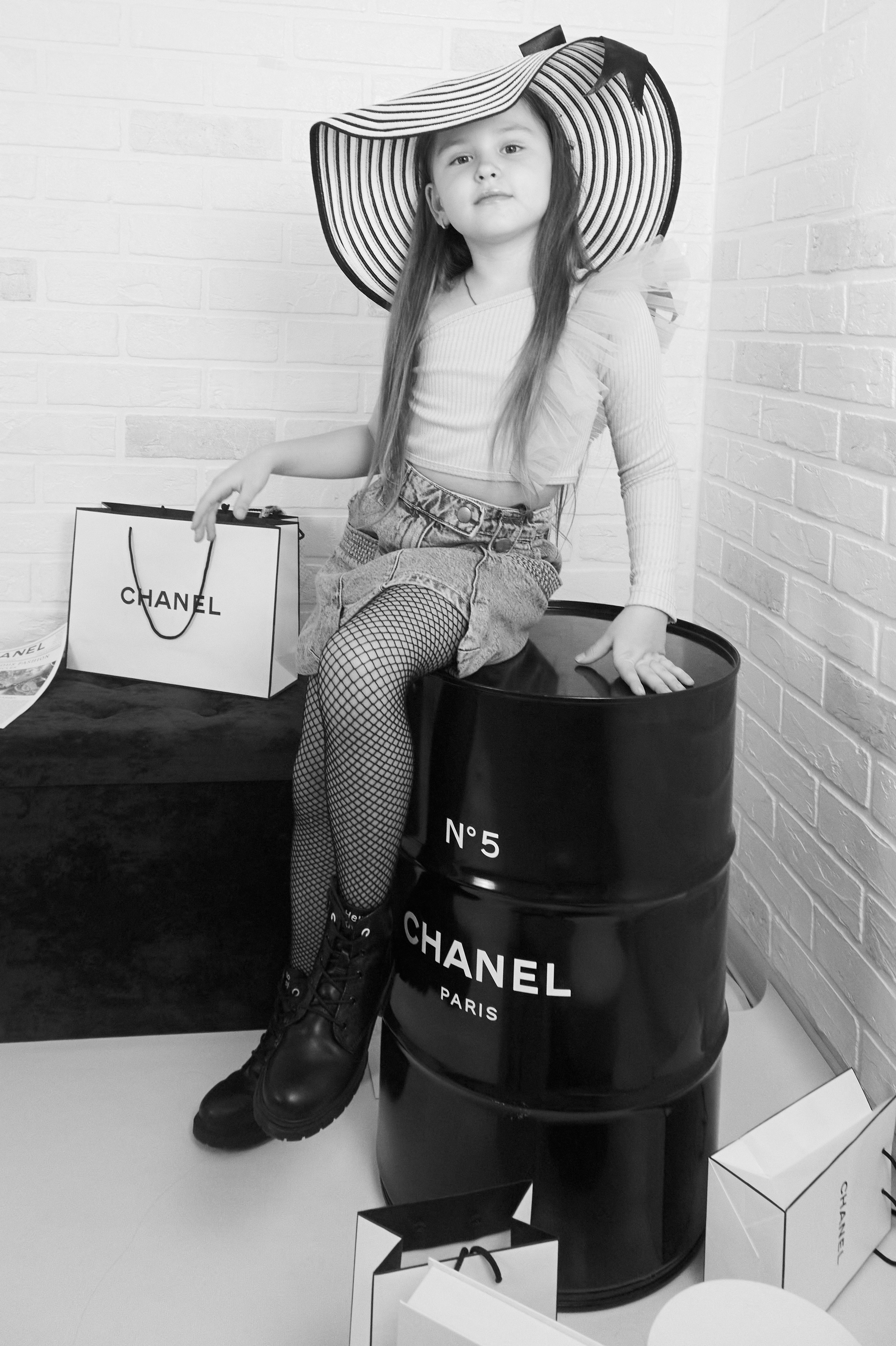 Детская фотосессия в стиле CHANEL. Фотограф в Краснодаре Татьяна Вижевитова