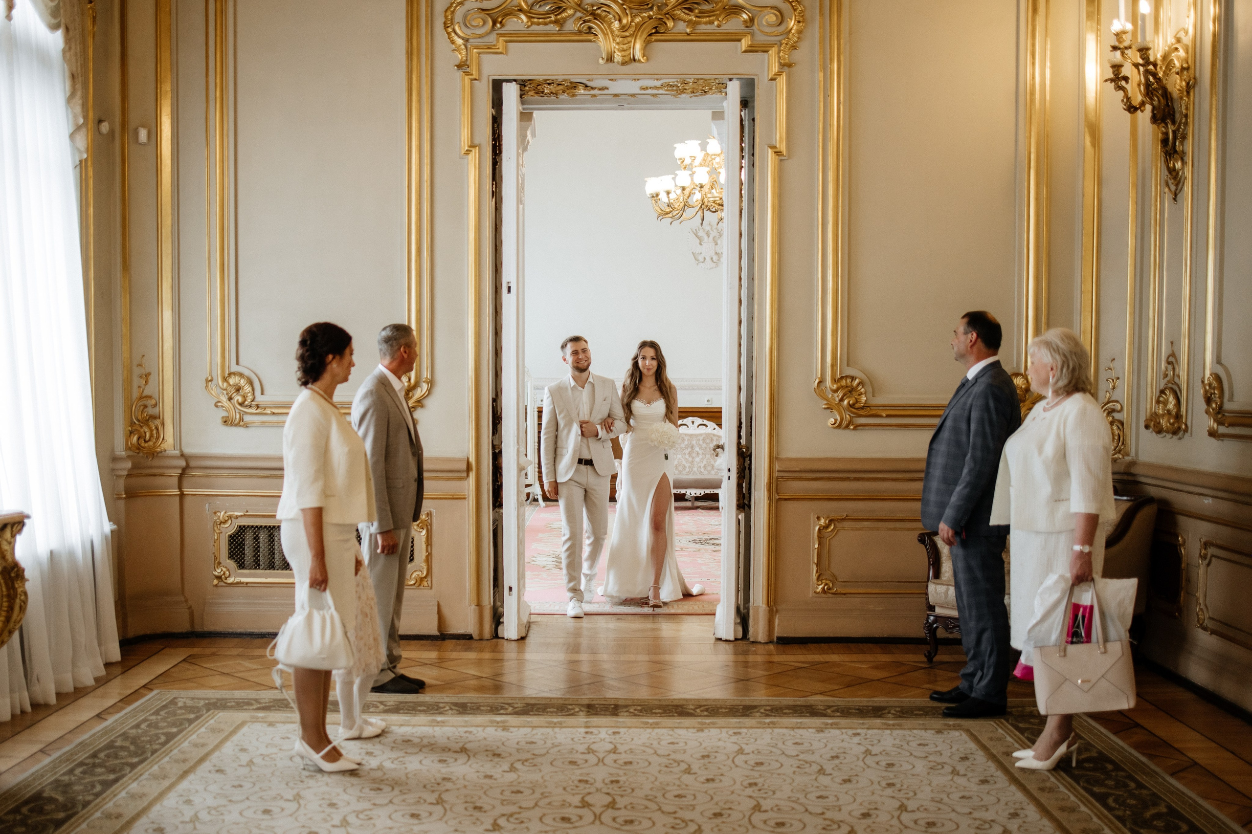 Контакты. Свадебный фотограф в Курске Антон Богданов