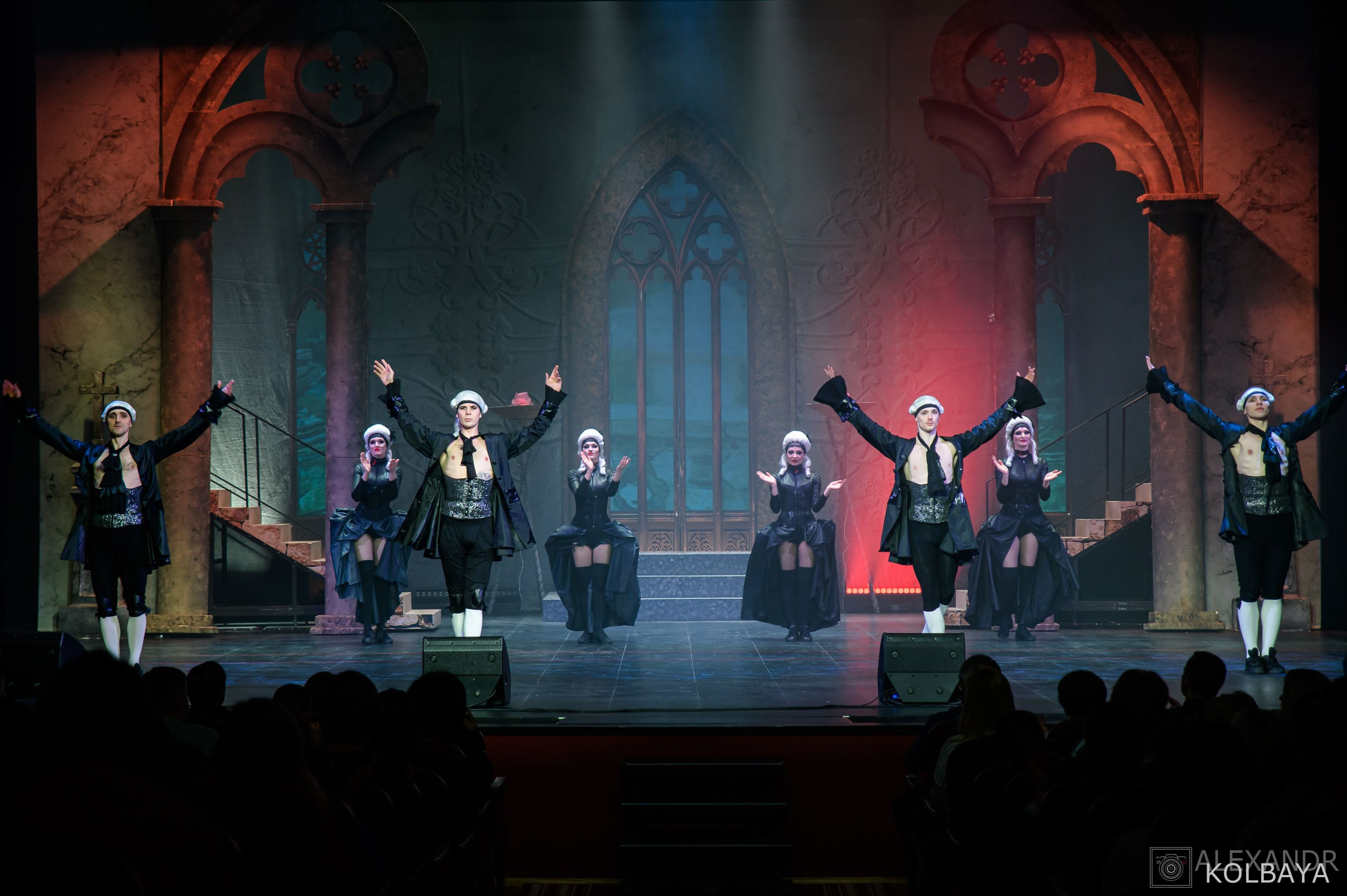 Опасные связи. Концертный и театральный репортажный фотограф в Москве Александр Колбая