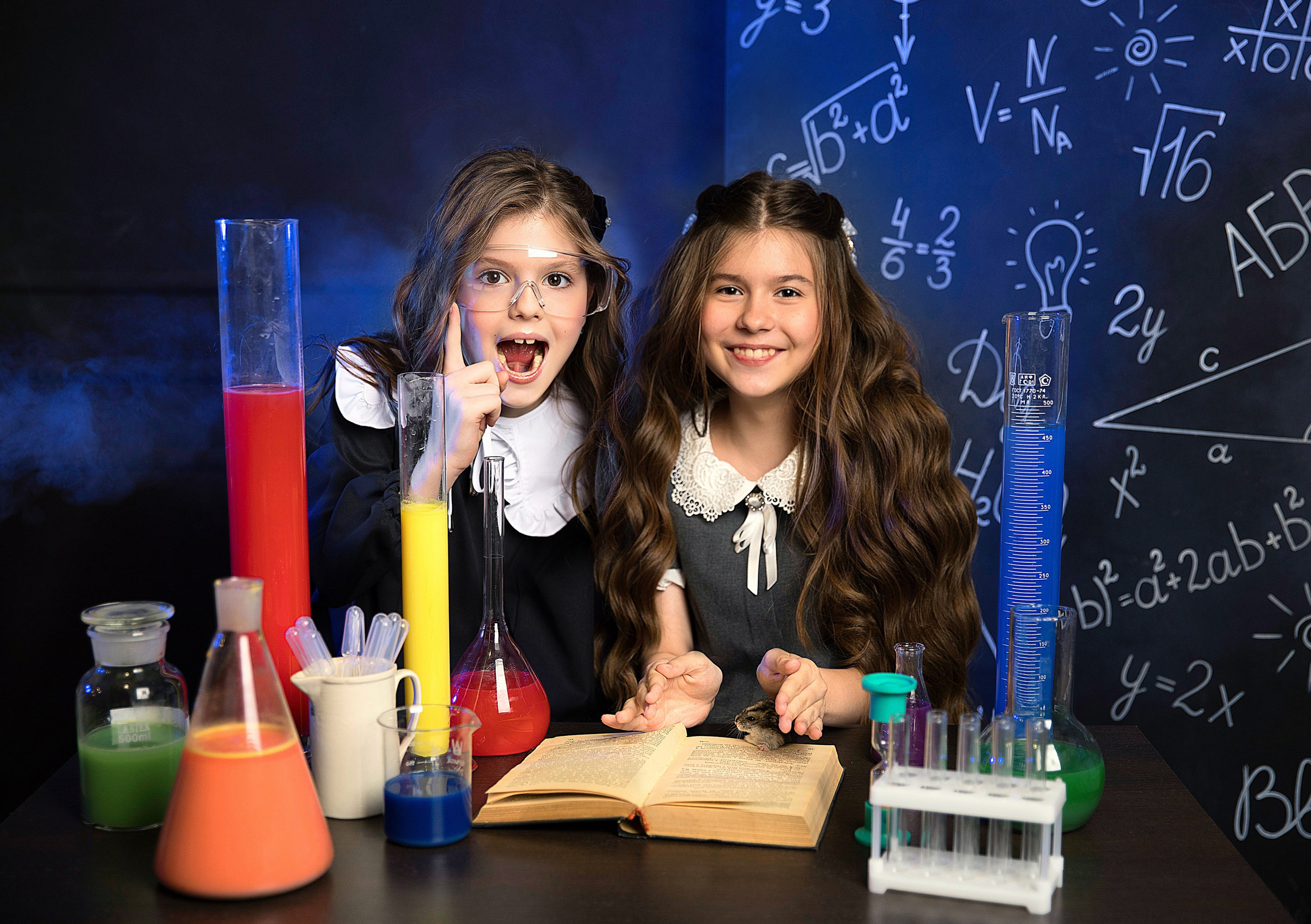 Школьница. Детский школьный фотограф в Кемерово Зиновьева Екатерина