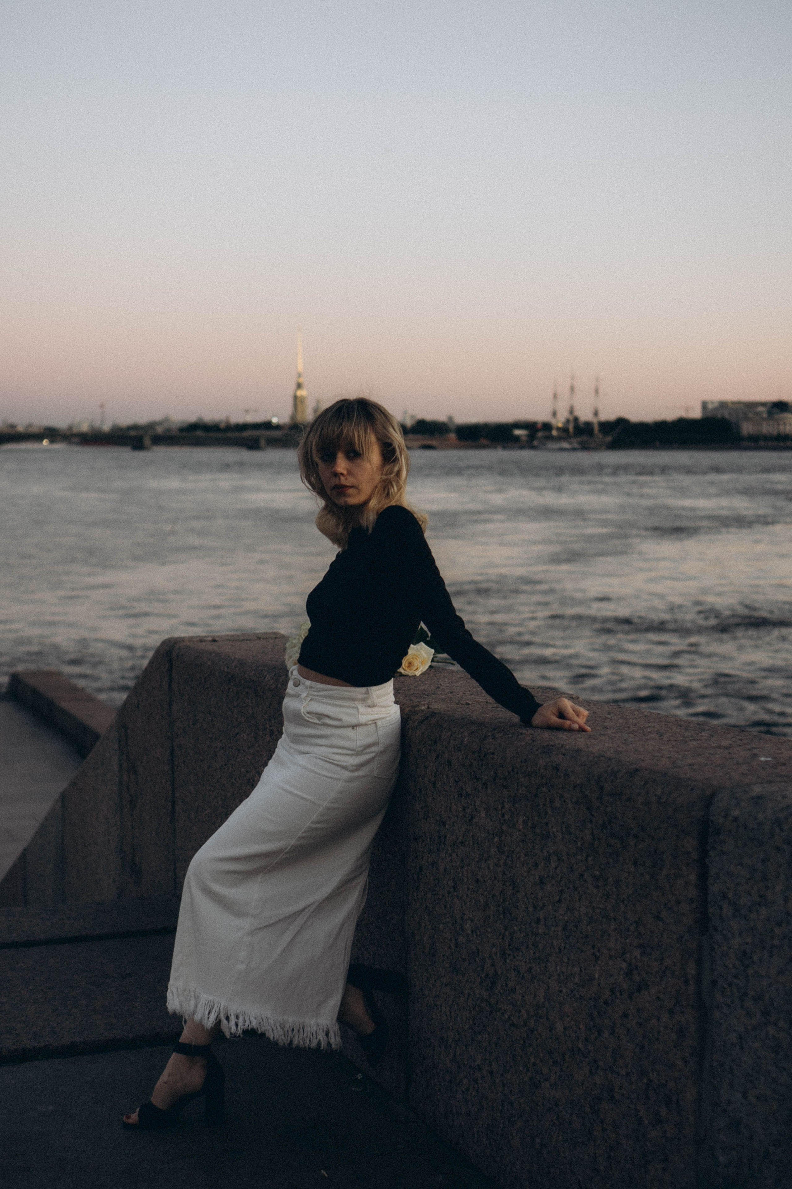 ПРОГУЛКА ПО ГОРОДУ В БЕЛЫЕ НОЧИ (другой вариант). Профессиональный фотограф, Санкт-Петербург — Виктория Богомолова