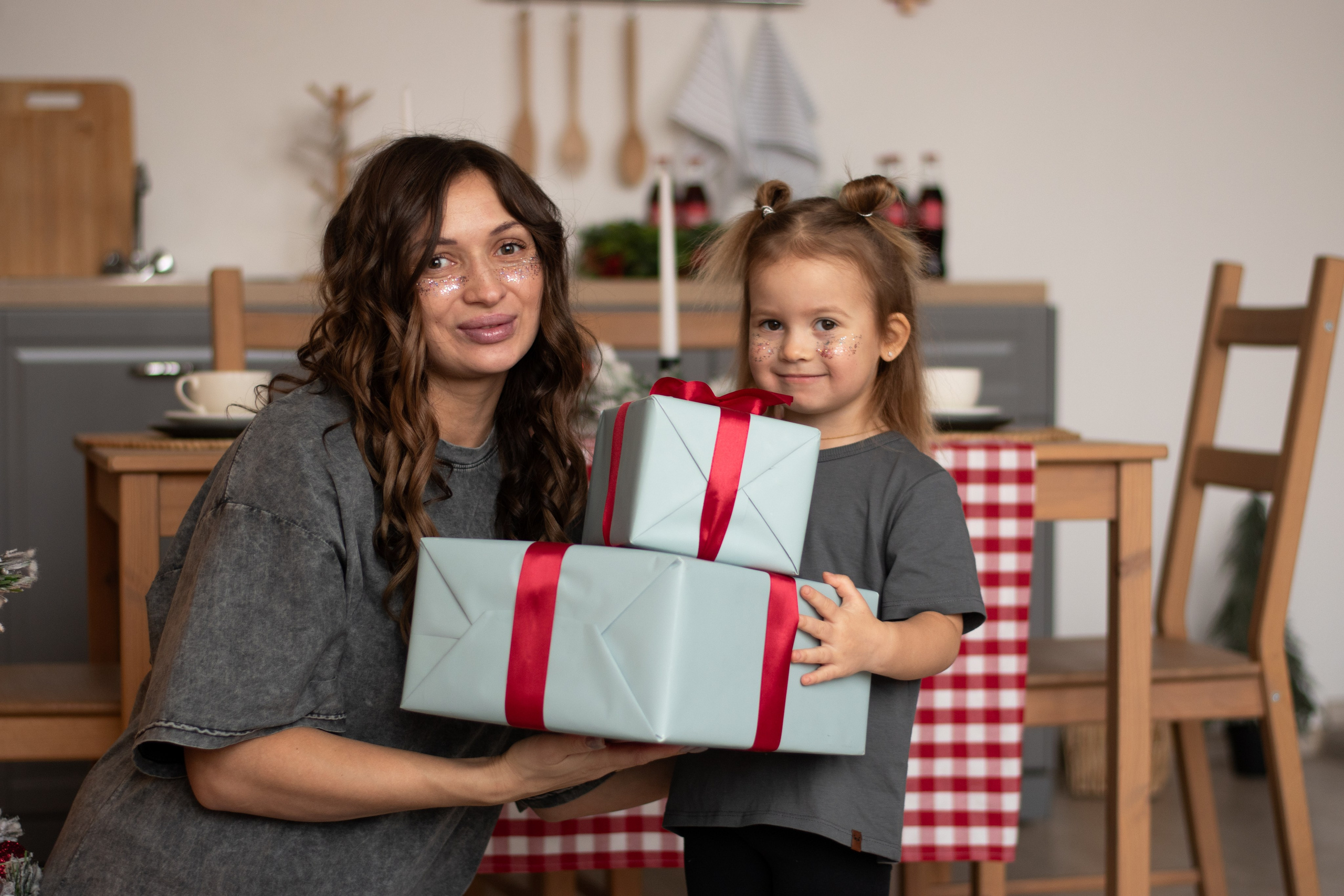 Ксения и прекрасные малышки Милана и Арина. Фотограф в Новосибирске Фальман Полина