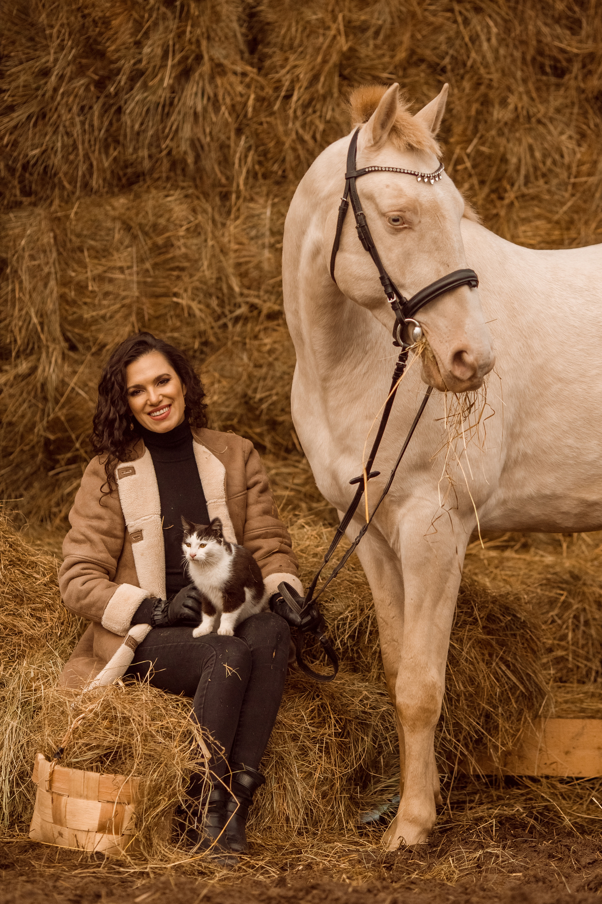 Осенняя фотосессия с изабелловой лошадью