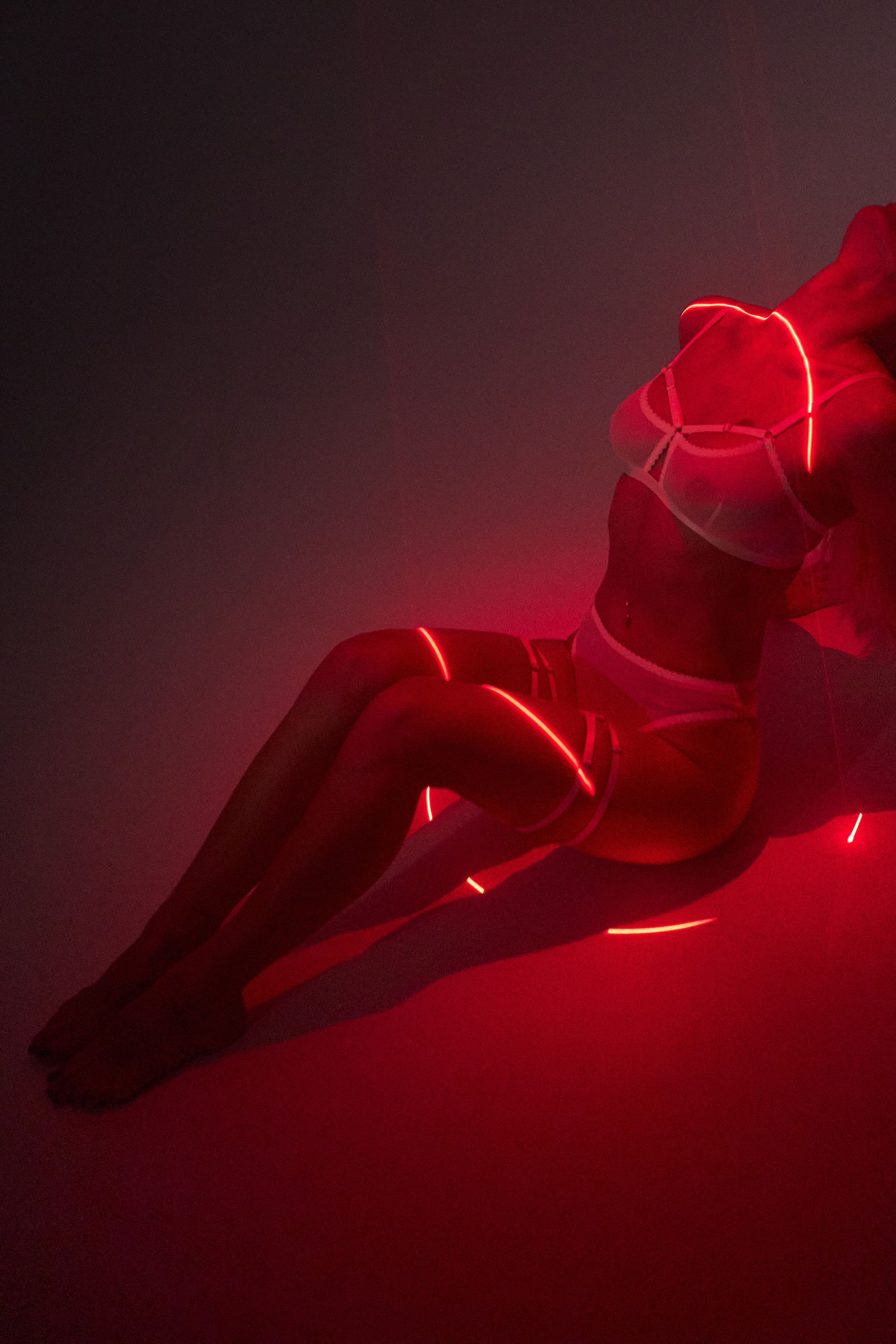 L'insomnie. Laser. Фотограф Мария Лазакович — Минск