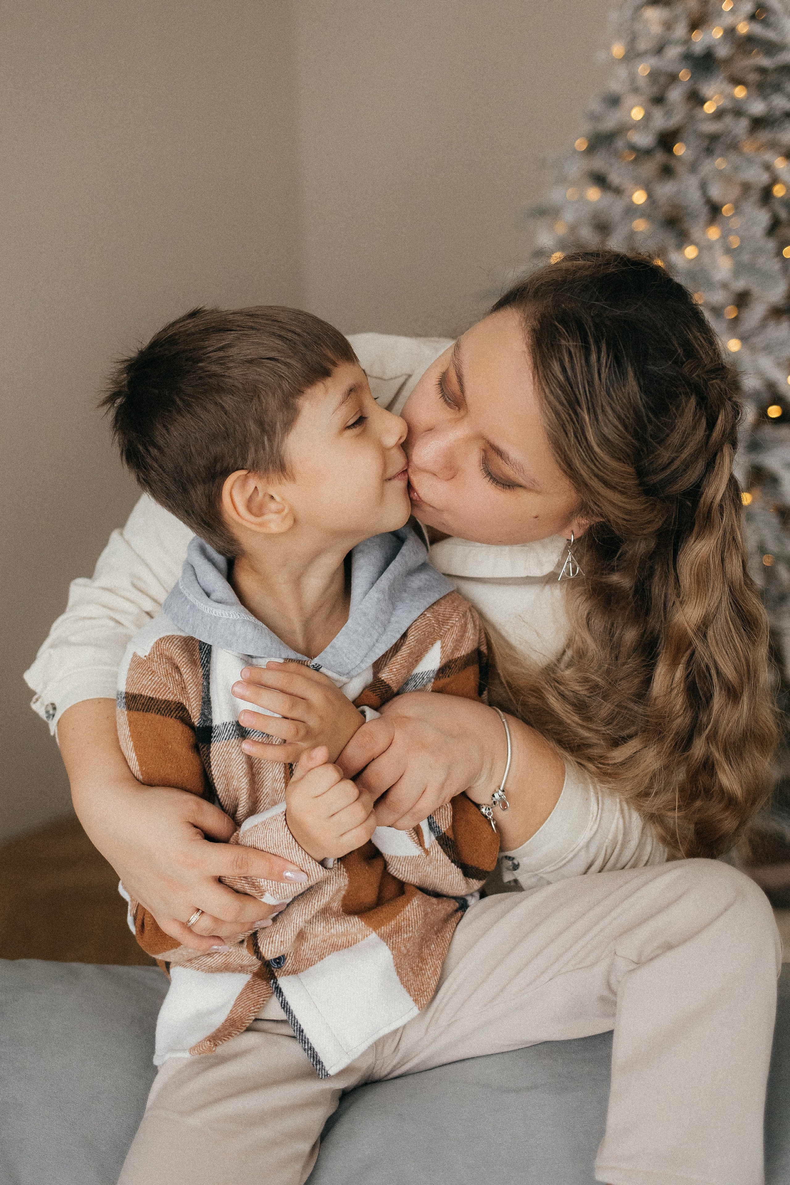 Вера, Дима и Миша. Главная