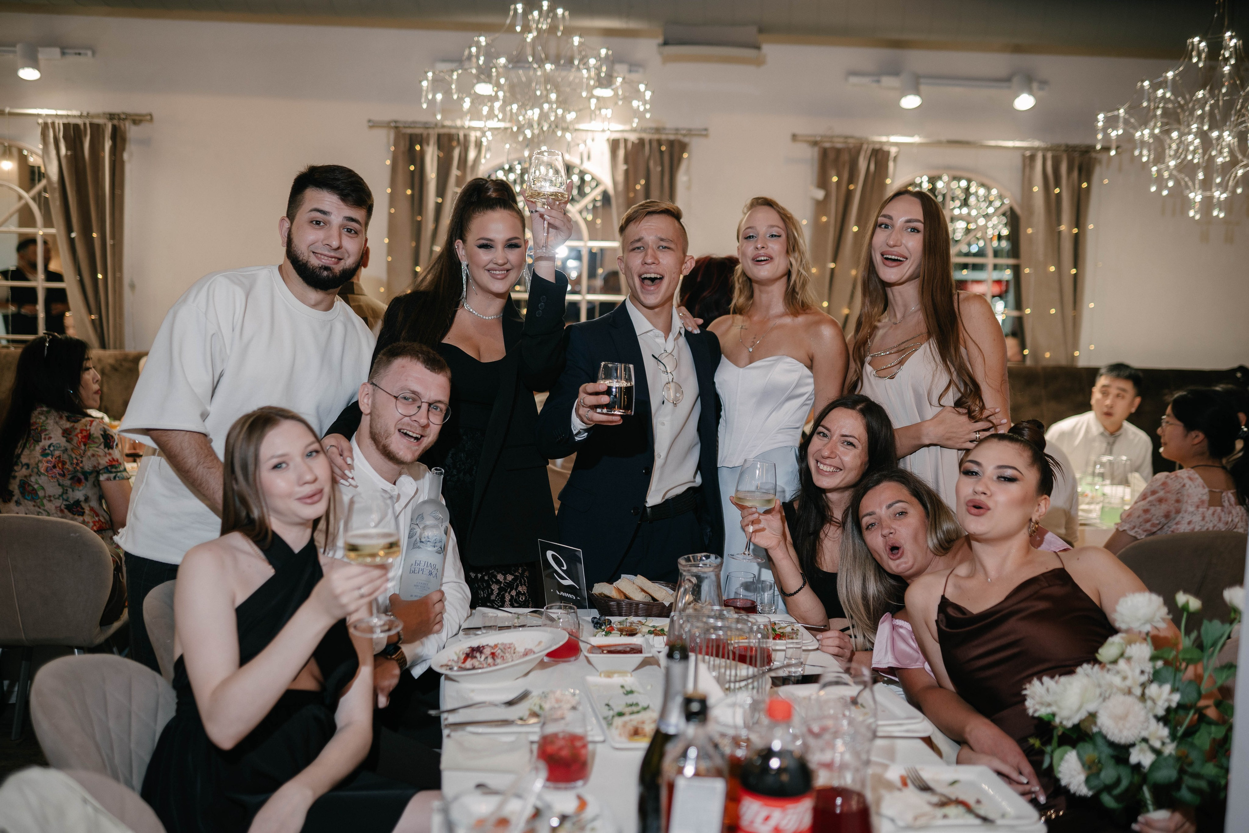 Нанфу и Александра. Первая встреча, лавстори, церемония и банкет. Фотограф Чита. Индивидуальные портреты, LoveStory, свадьбы