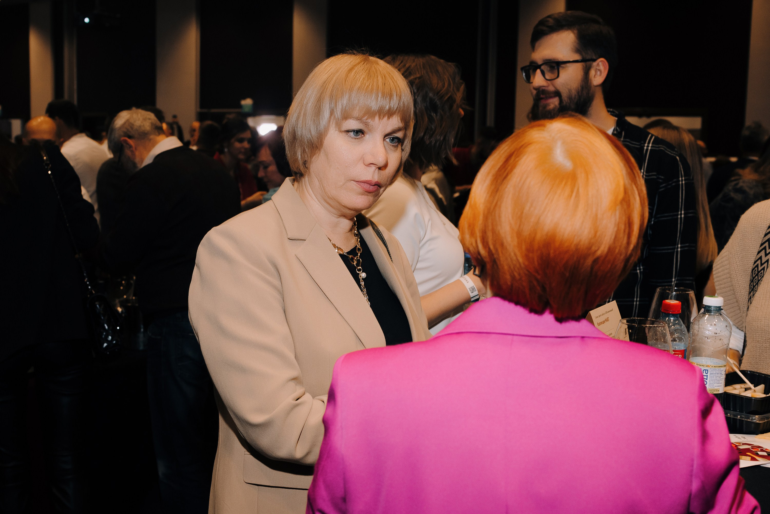 ФЕСТИВАЛЬ ВИНА И КРЕПКИХ НАПИТКОВ МАВТ-ВИНОТЕКА. Репортажный фотограф Зуев Роман г. Челябинск