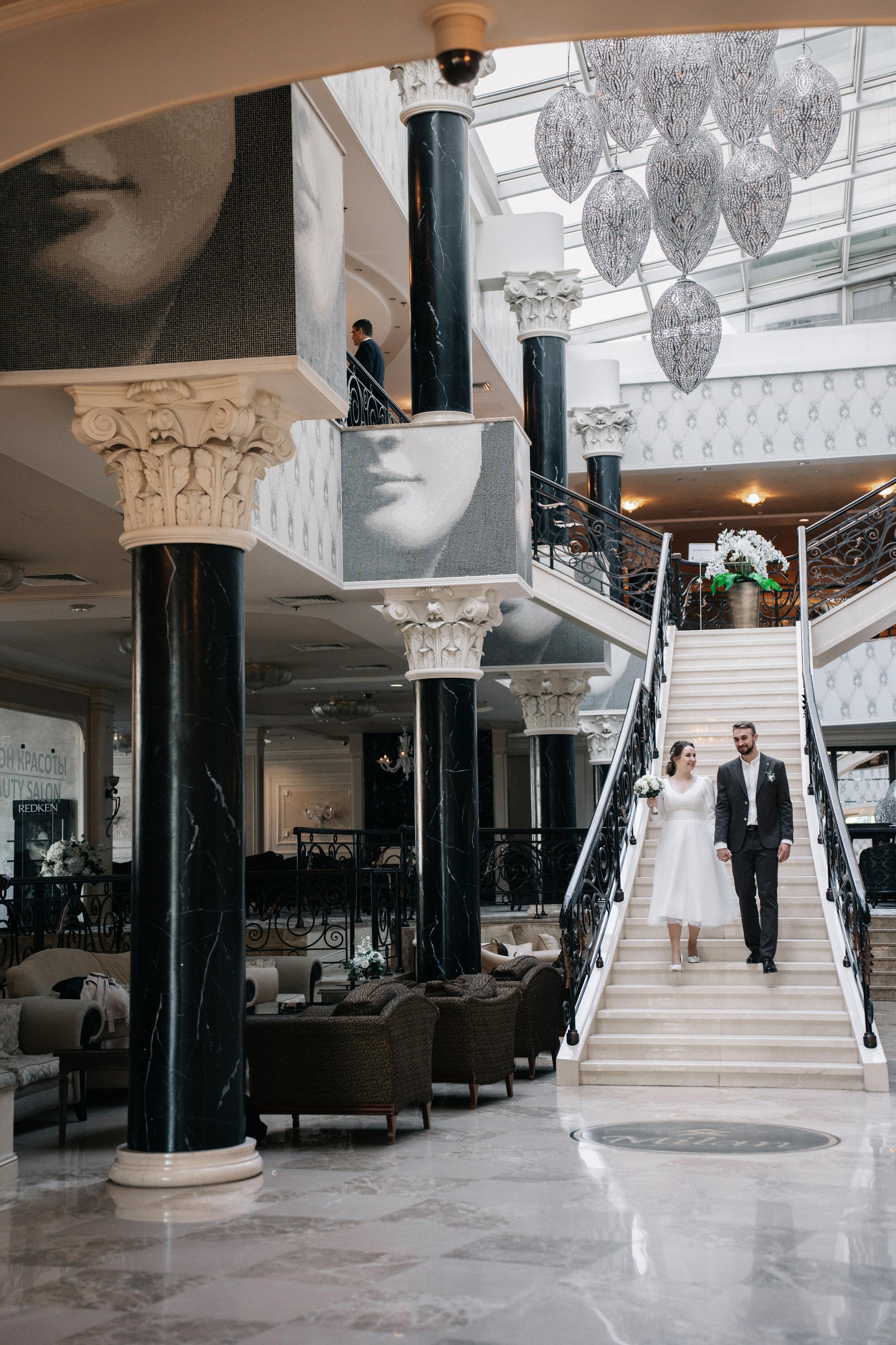 Свадебная фотосессия для Влады и Юрия в отеле Милан