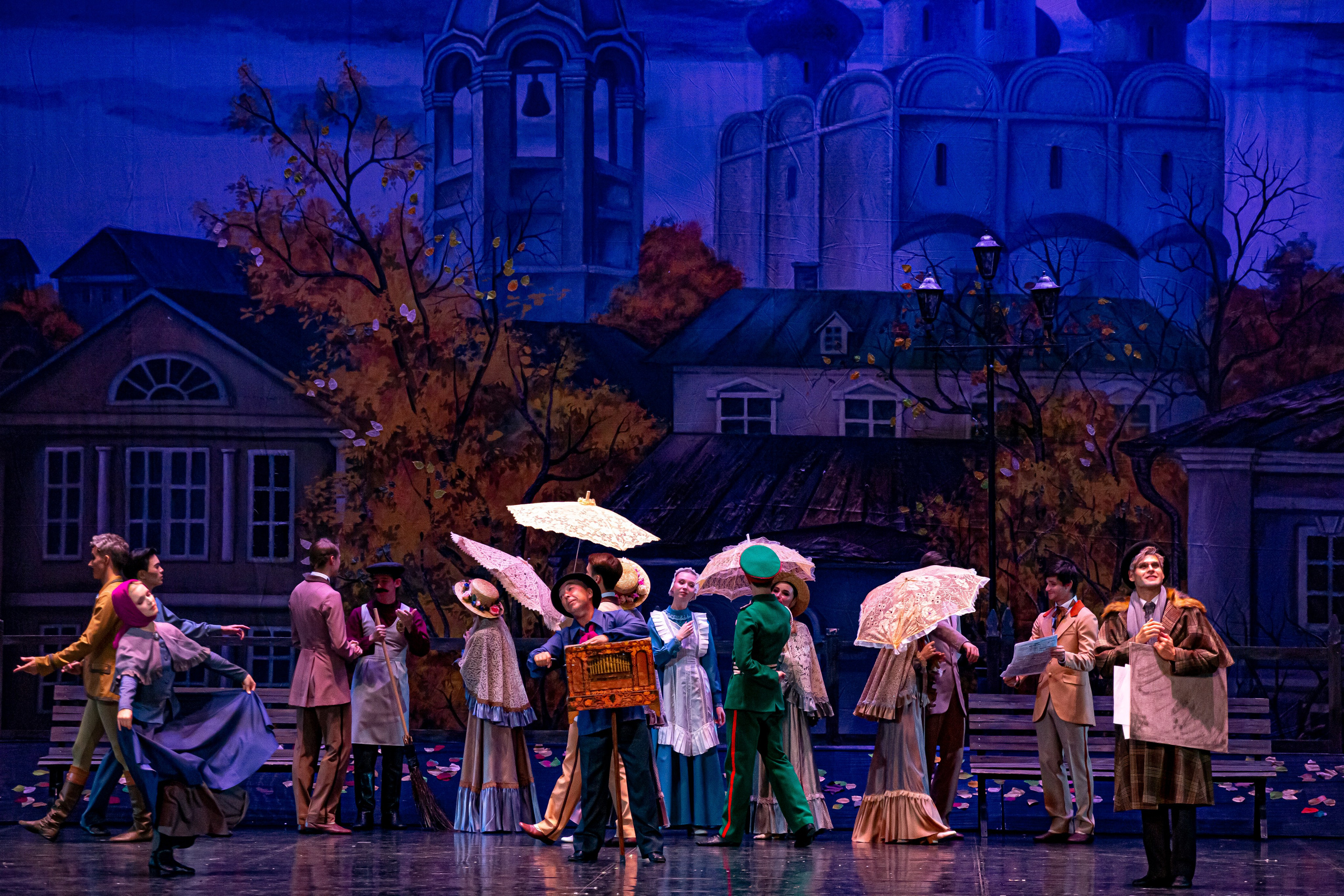 Анюта — спектакль — премьера на сцене Зимнего театра Марийского театра оперы и балета. Фотограф в Сочи Юрий Шептаев